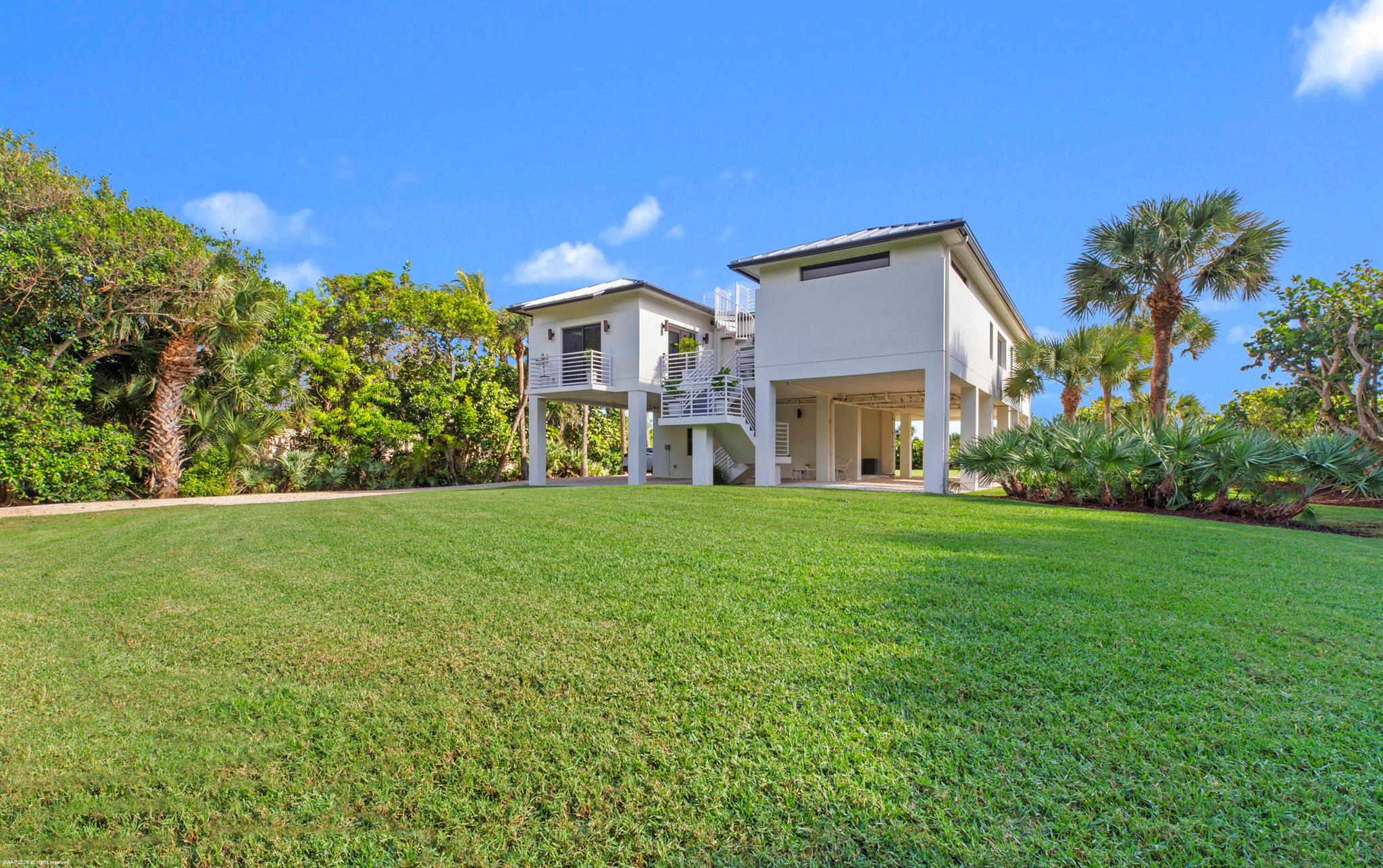 JUPITER ISLAND - Residential
