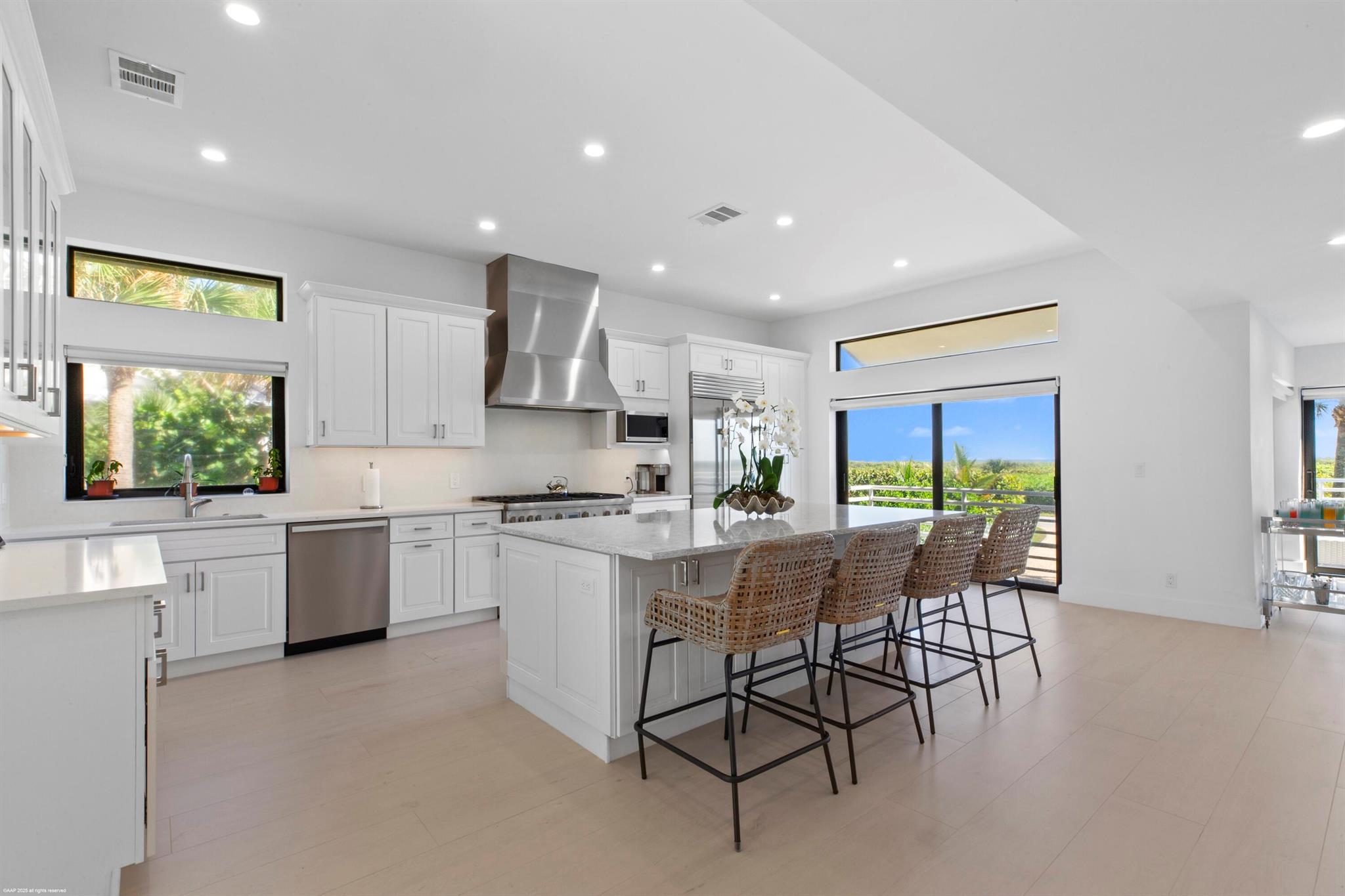 JUPITER ISLAND - Residential