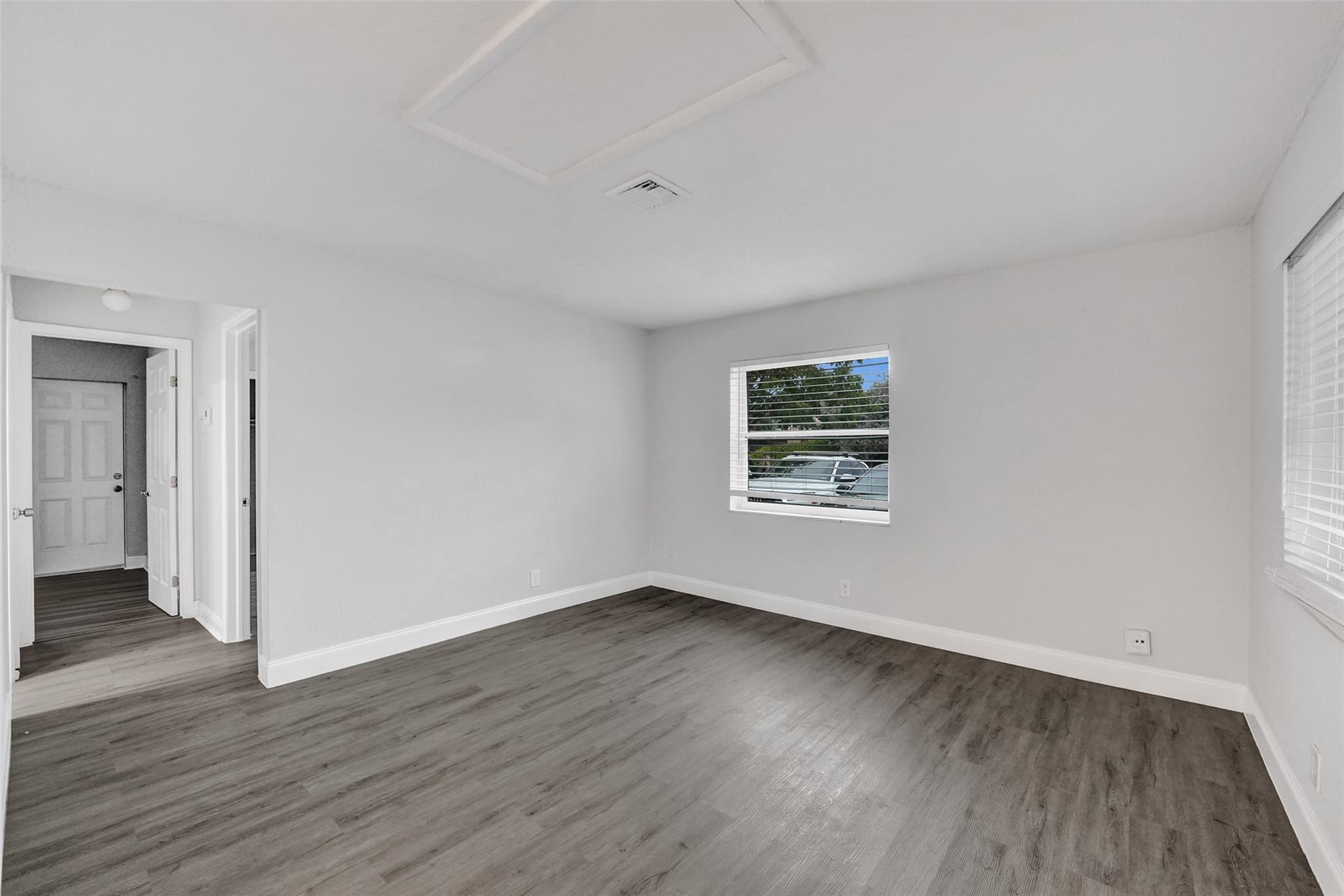 232 SE 9th Ave 1