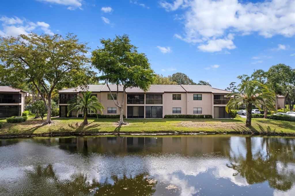 Photo of 9267 Vista Del Lago #40h, Boca Raton, FL 33428 (MLS # R11086703)