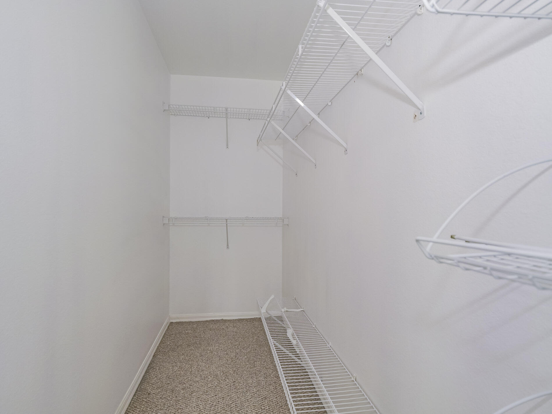 SUNSET LAKES PHASE III - Residential