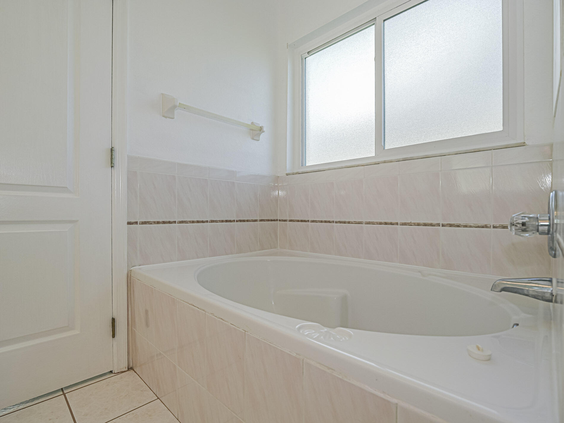 SUNSET LAKES PHASE III - Residential