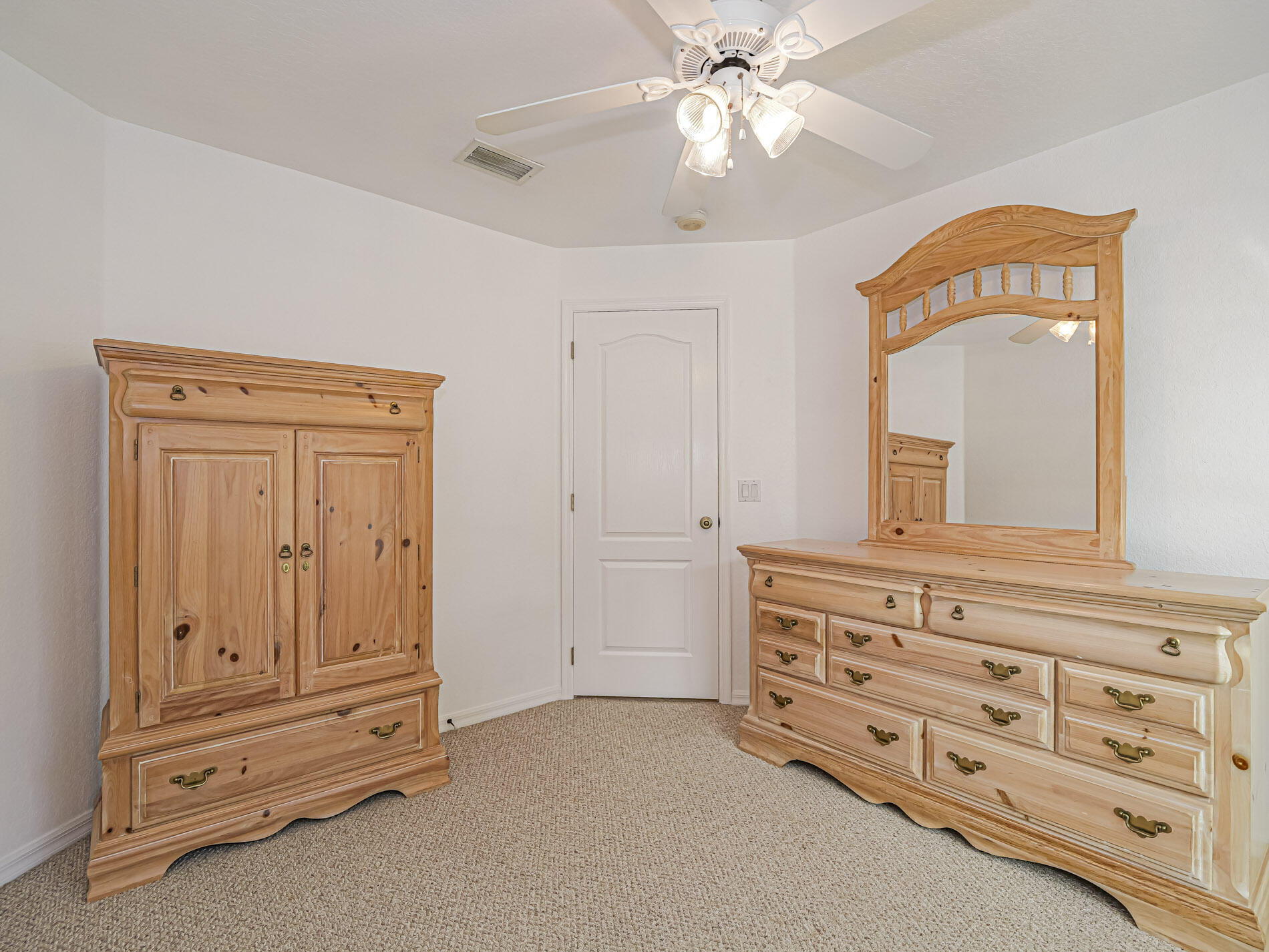 SUNSET LAKES PHASE III - Residential