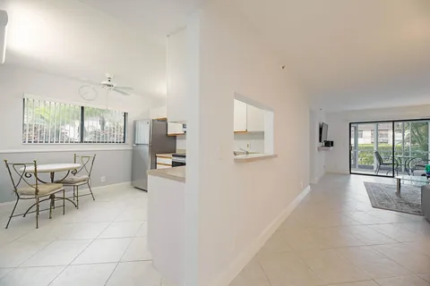 15364 Lakes Of Delray Boulevard Unit 50, Delray Beach, FL MLS: R11089967
