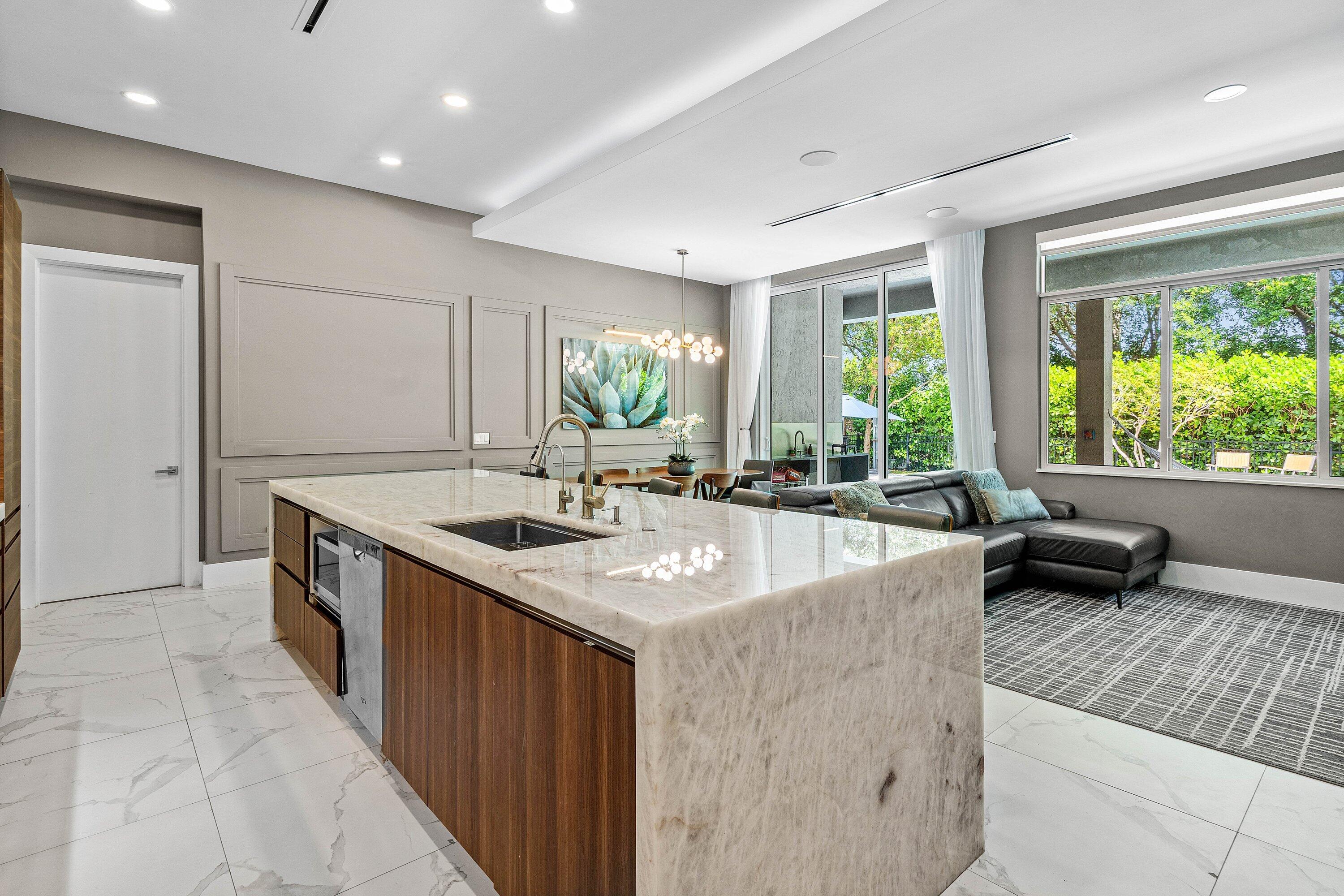 HERON BAY NORTHEAST - Residential