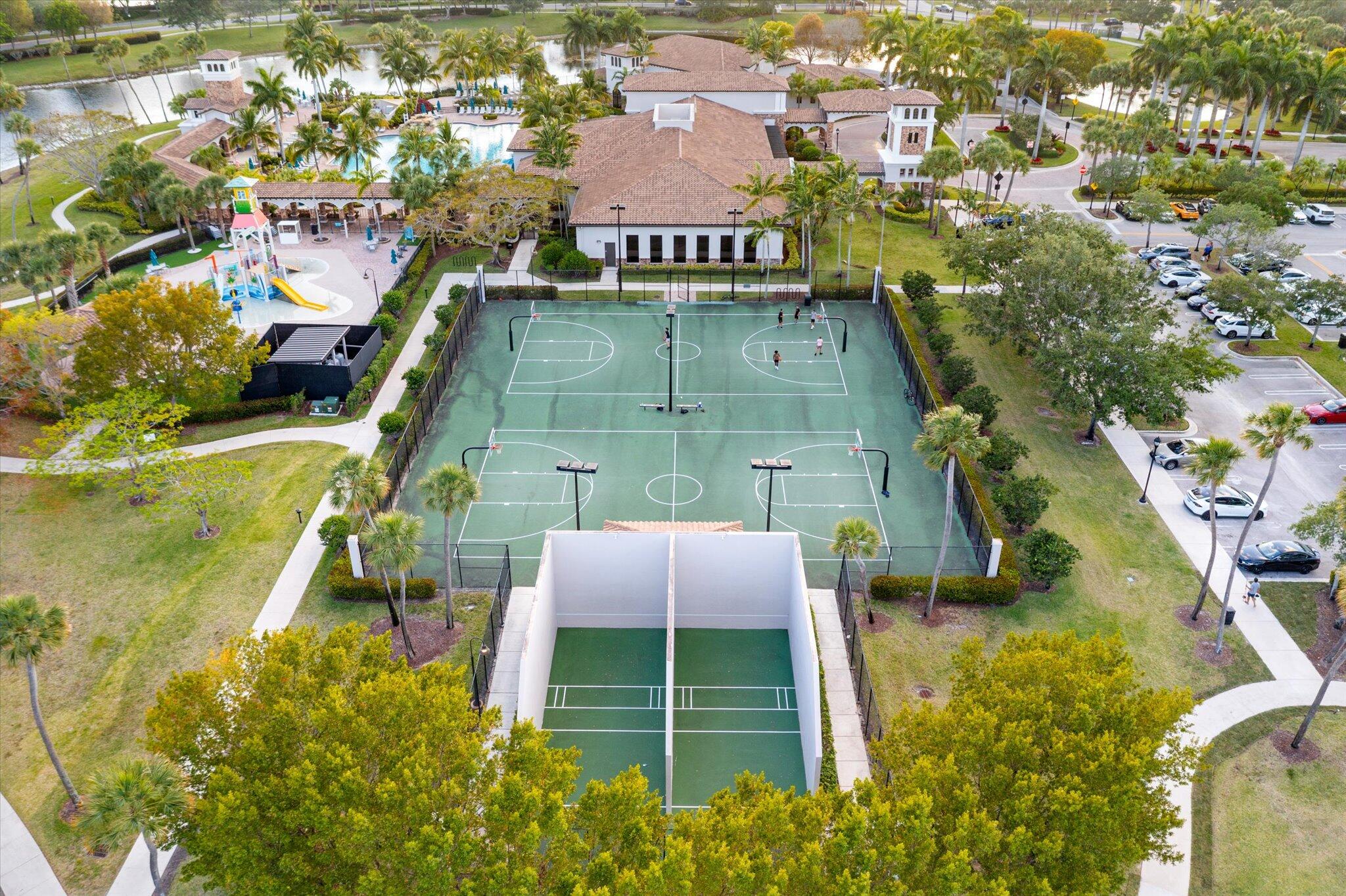 HERON BAY NORTHEAST - Residential