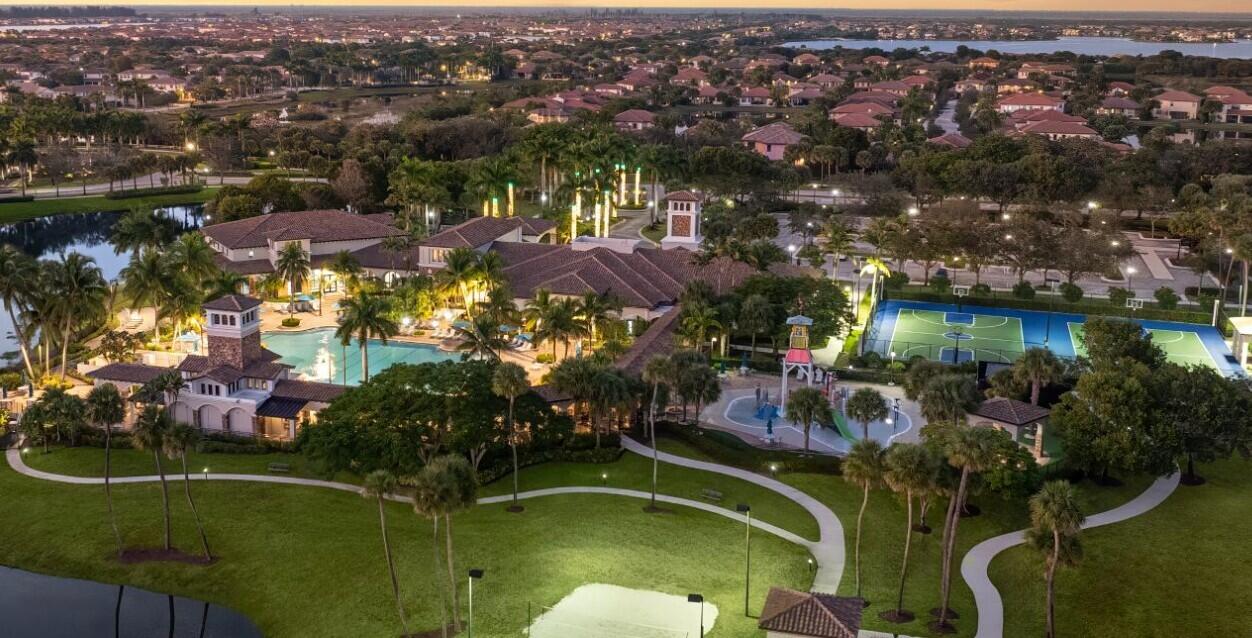 HERON BAY NORTHEAST - Residential