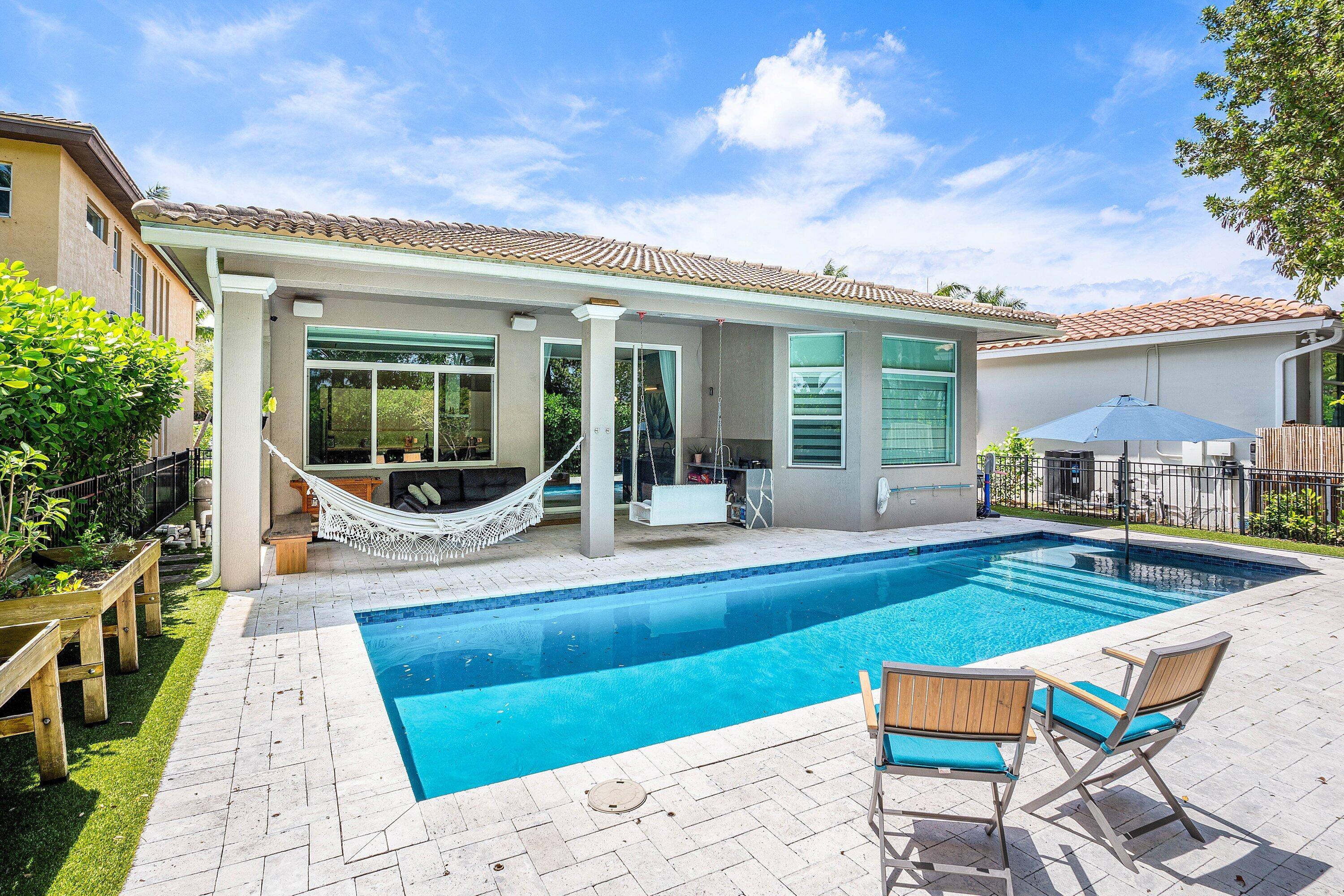 HERON BAY NORTHEAST - Residential