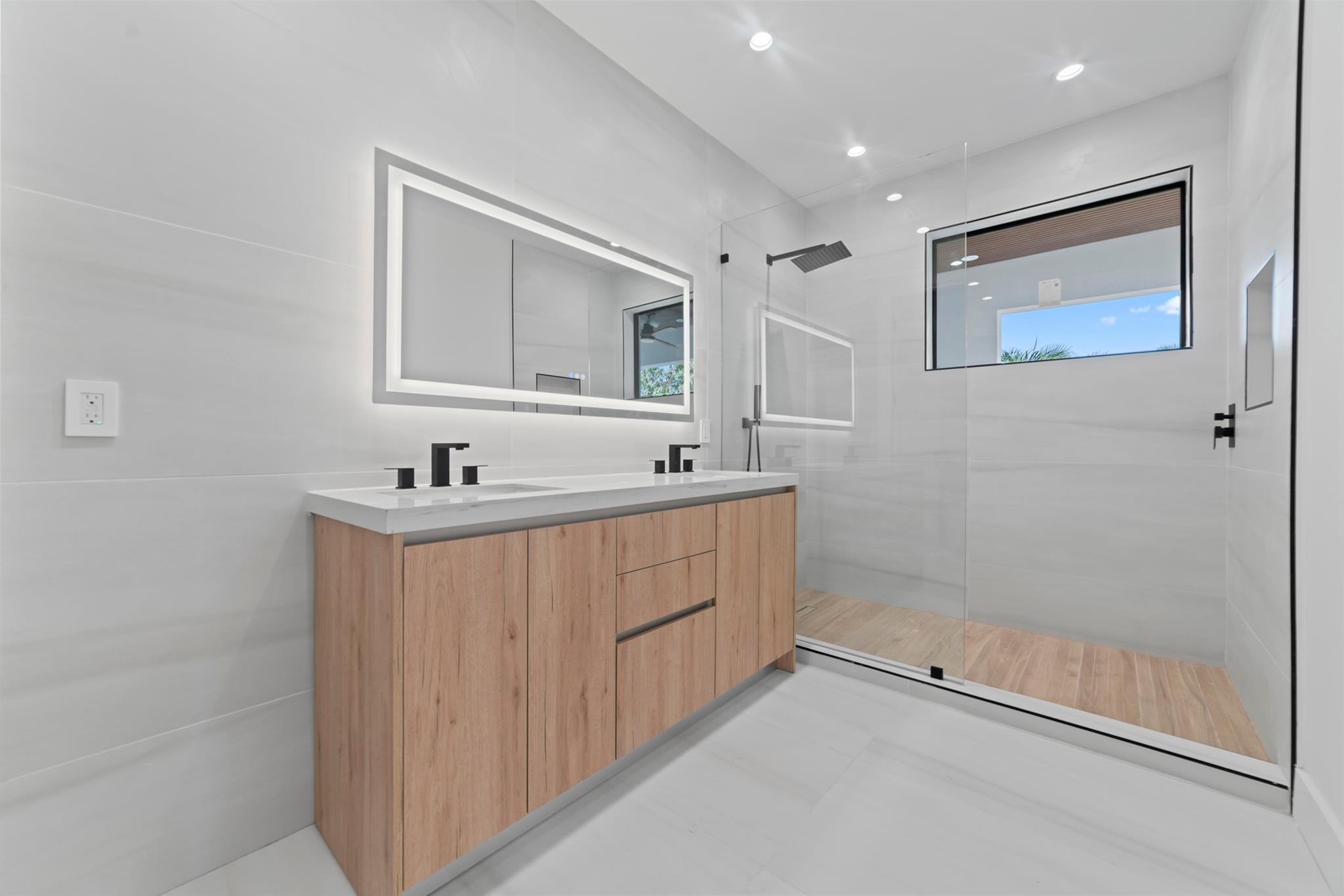 Holiday Heights 27-11 B - Residential Lease