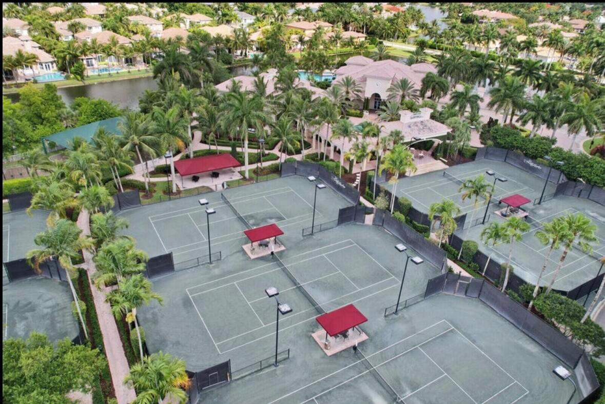 Hawks Landing - Residential