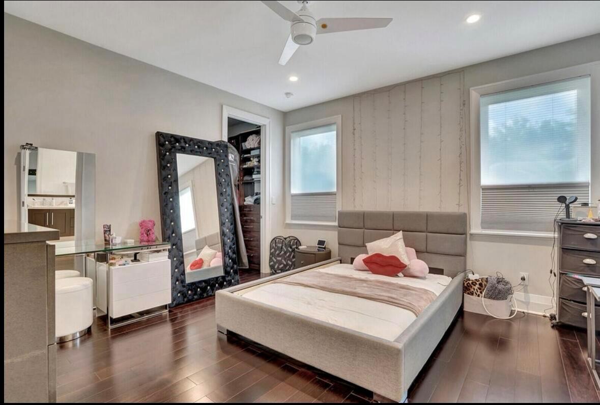 Hawks Landing - Residential