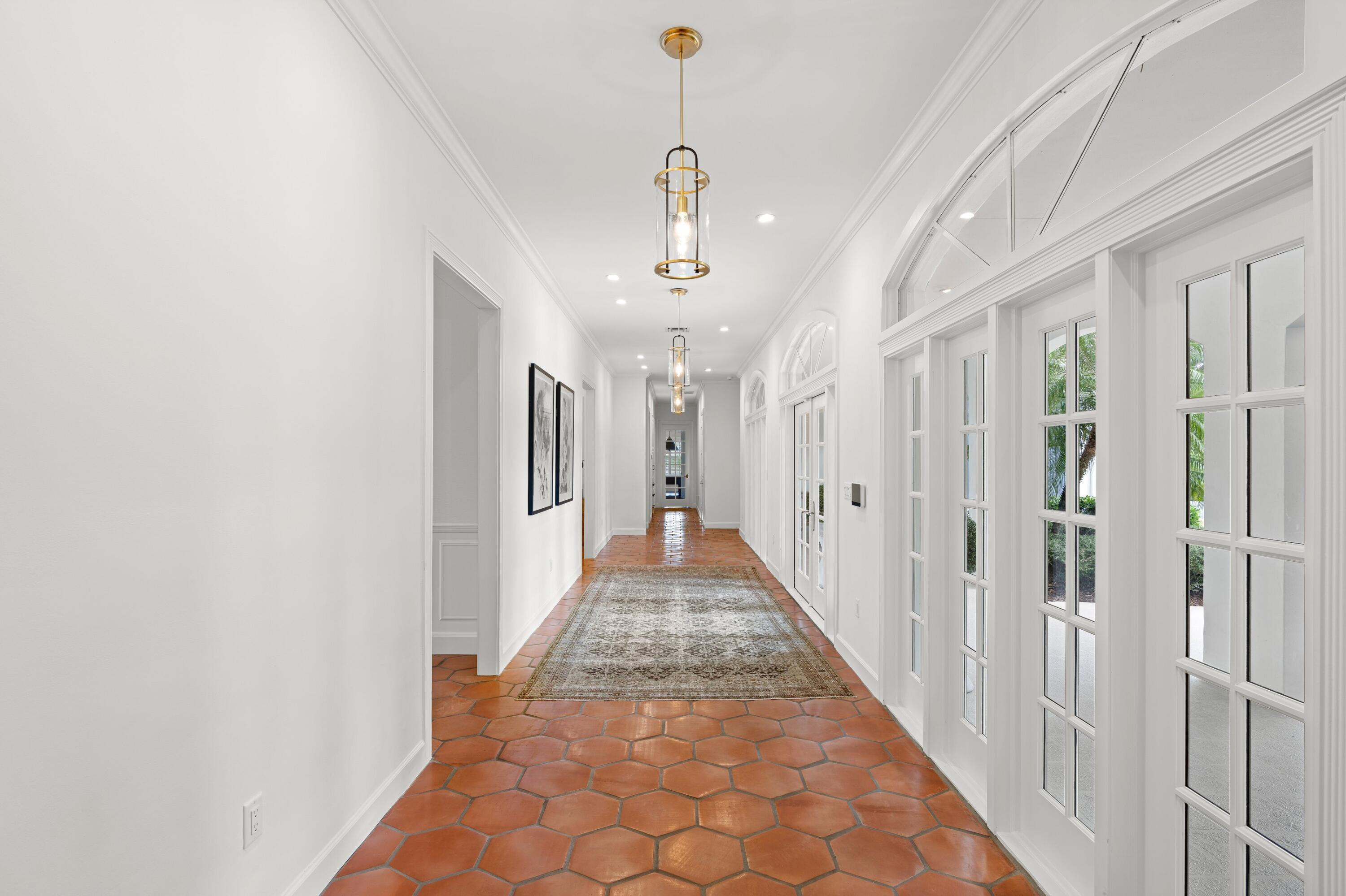 PALM BEACH POINT - Residential