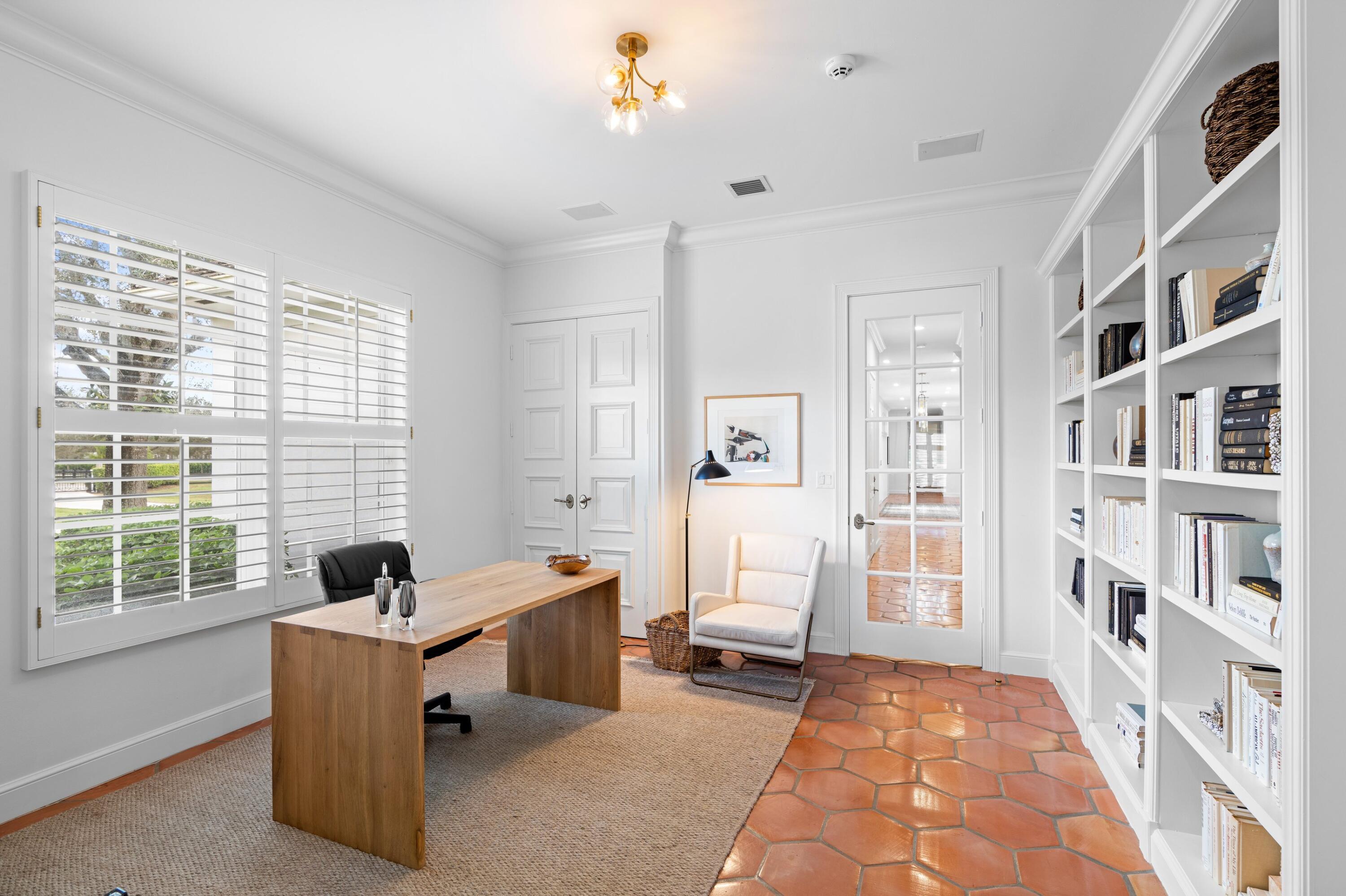 PALM BEACH POINT - Residential