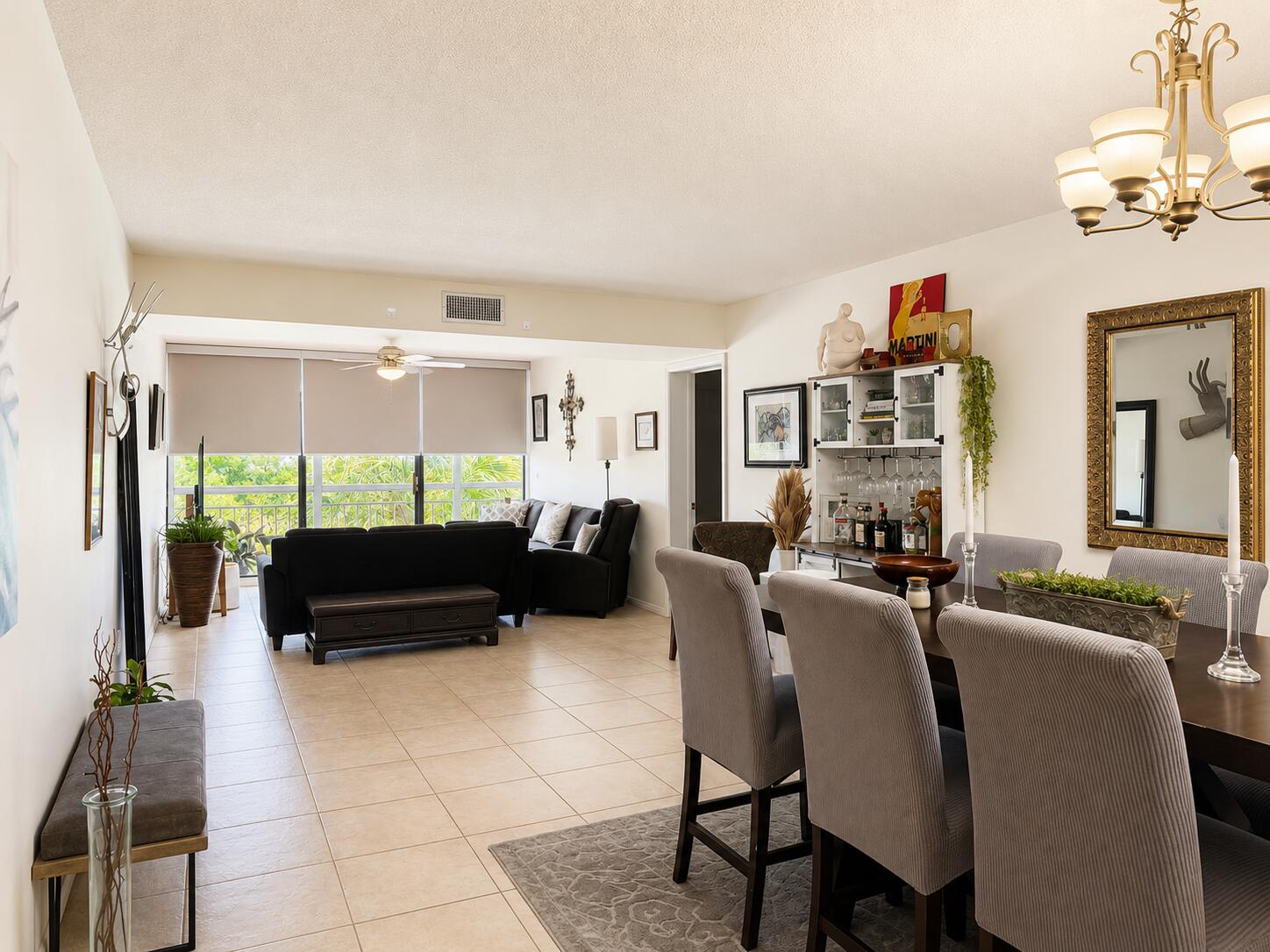 6193 Balboa Circle 405
