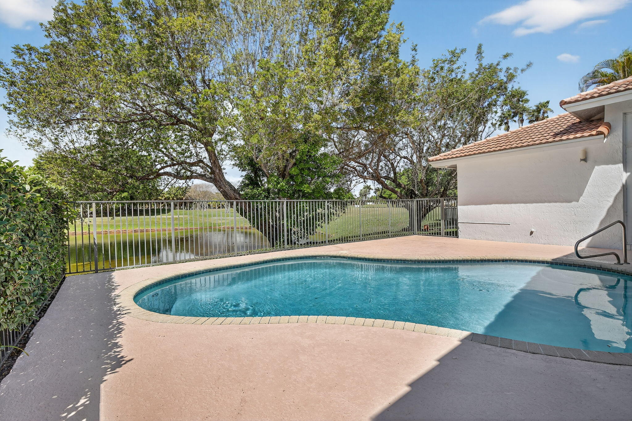 SECTOR 7 SOUTH-PARCEL 1 - Residential