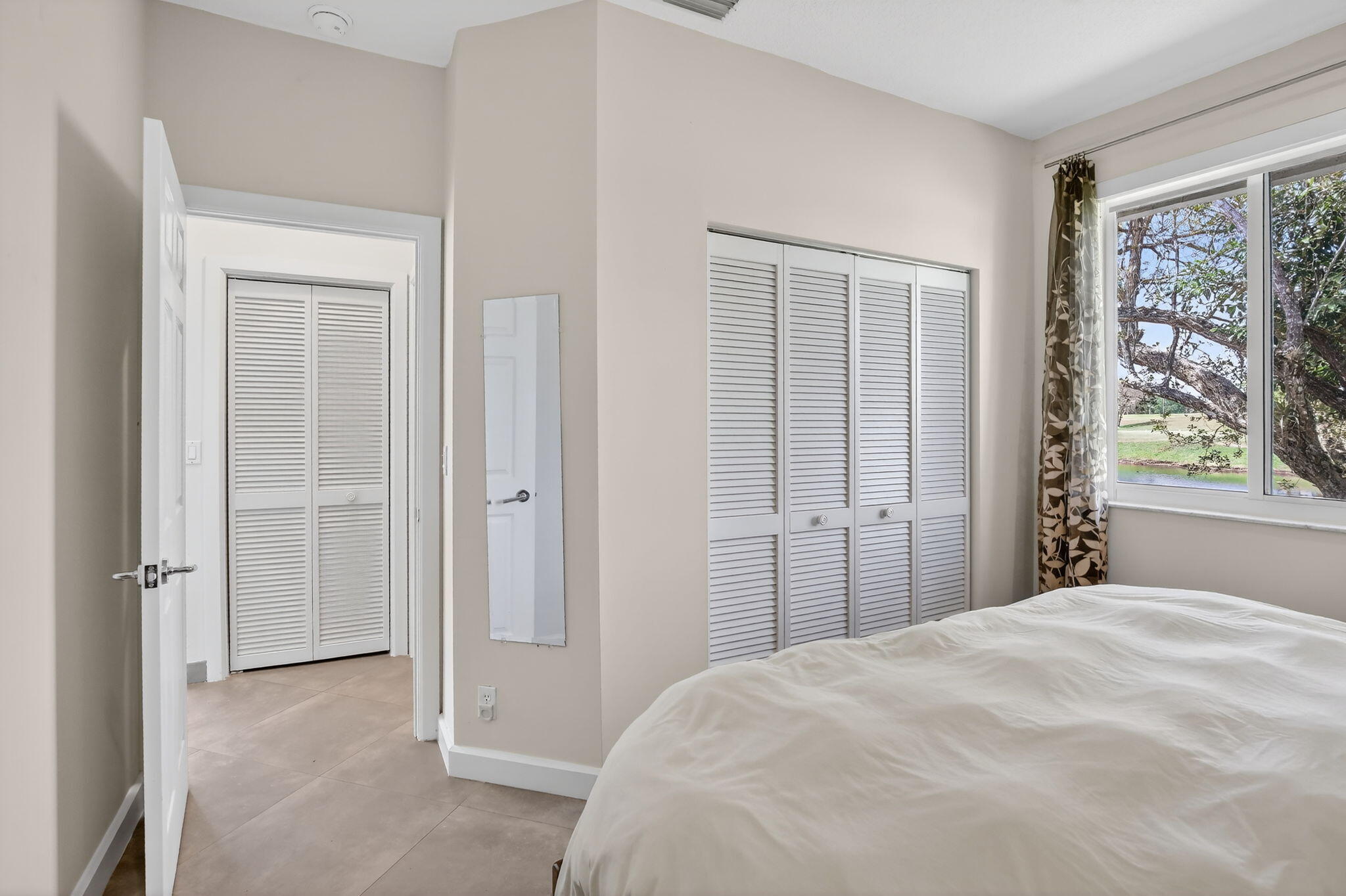 SECTOR 7 SOUTH-PARCEL 1 - Residential