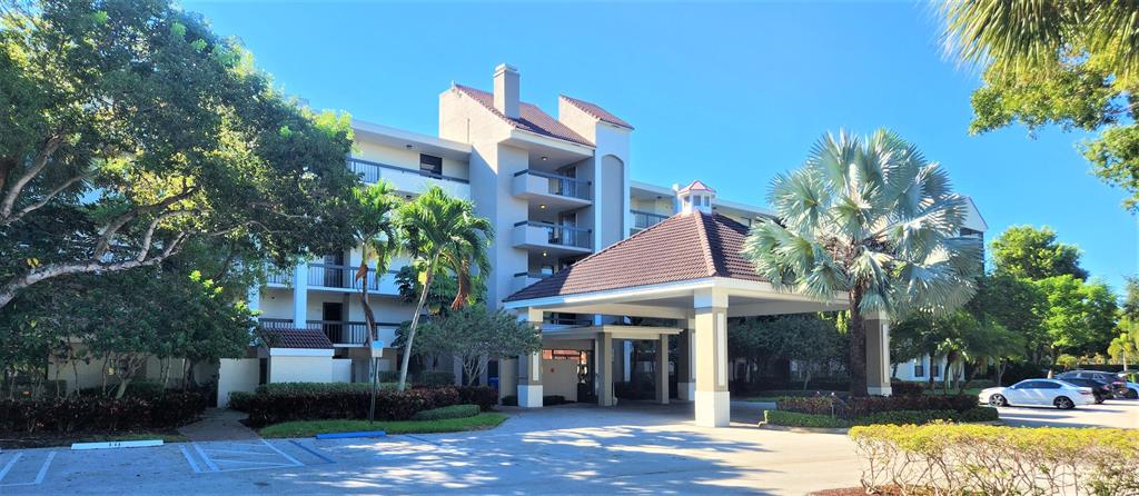 Photo of 1915 Lavers Circle Cir #E208, Delray Beach, FL 33444 (MLS # R10830845)