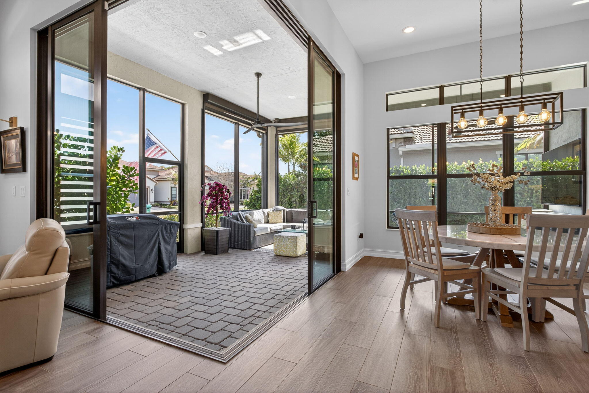 PARKLAND ROYALE - Residential