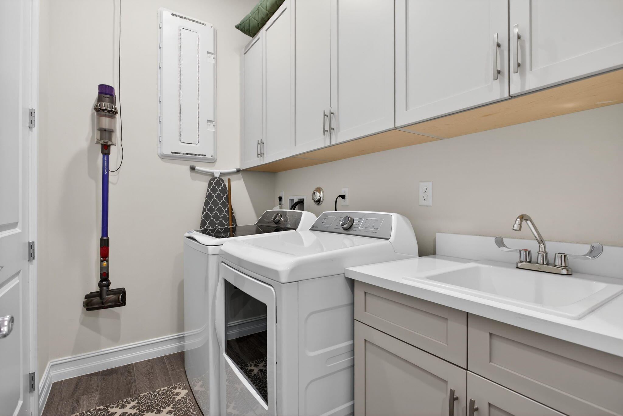 PARKLAND ROYALE - Residential