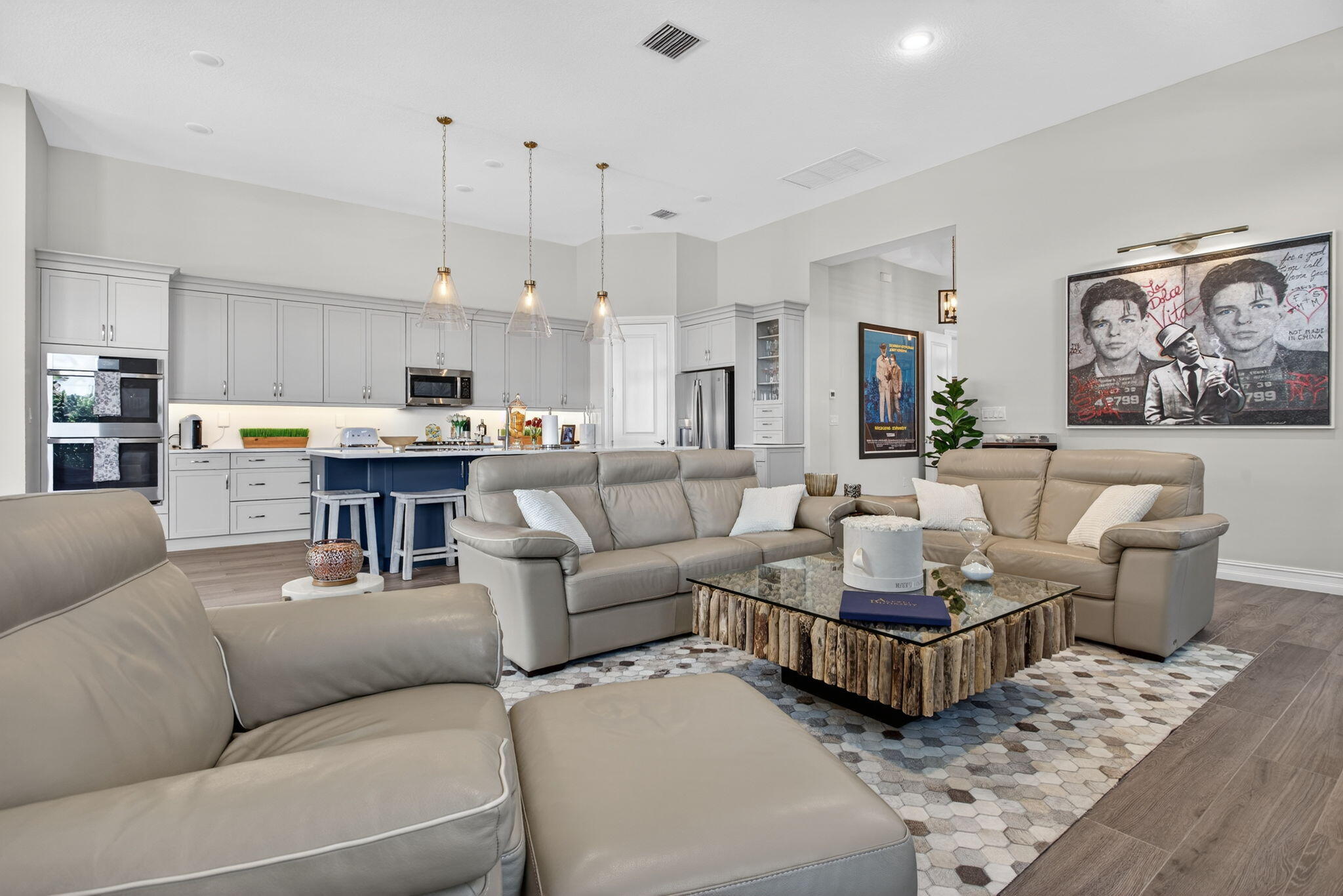 PARKLAND ROYALE - Residential