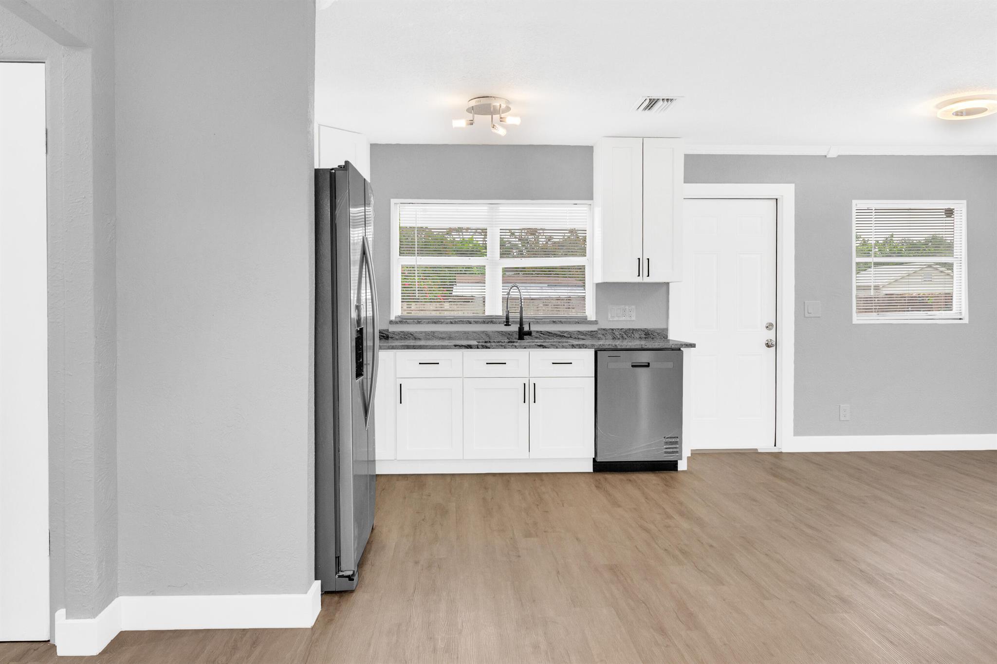 3931 Kewanee Road