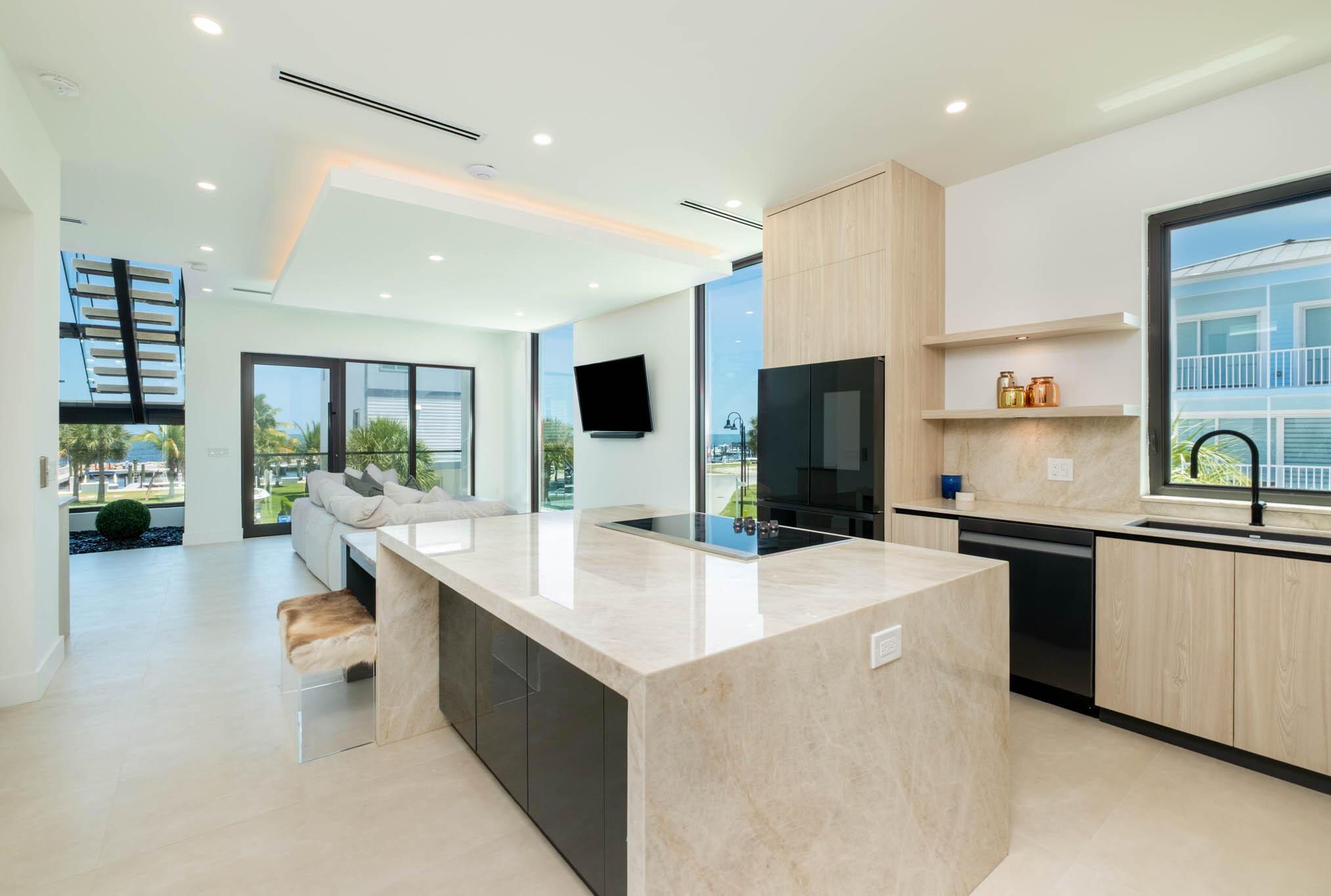 KEY LARGO OCEAN RESORT CO - Residential