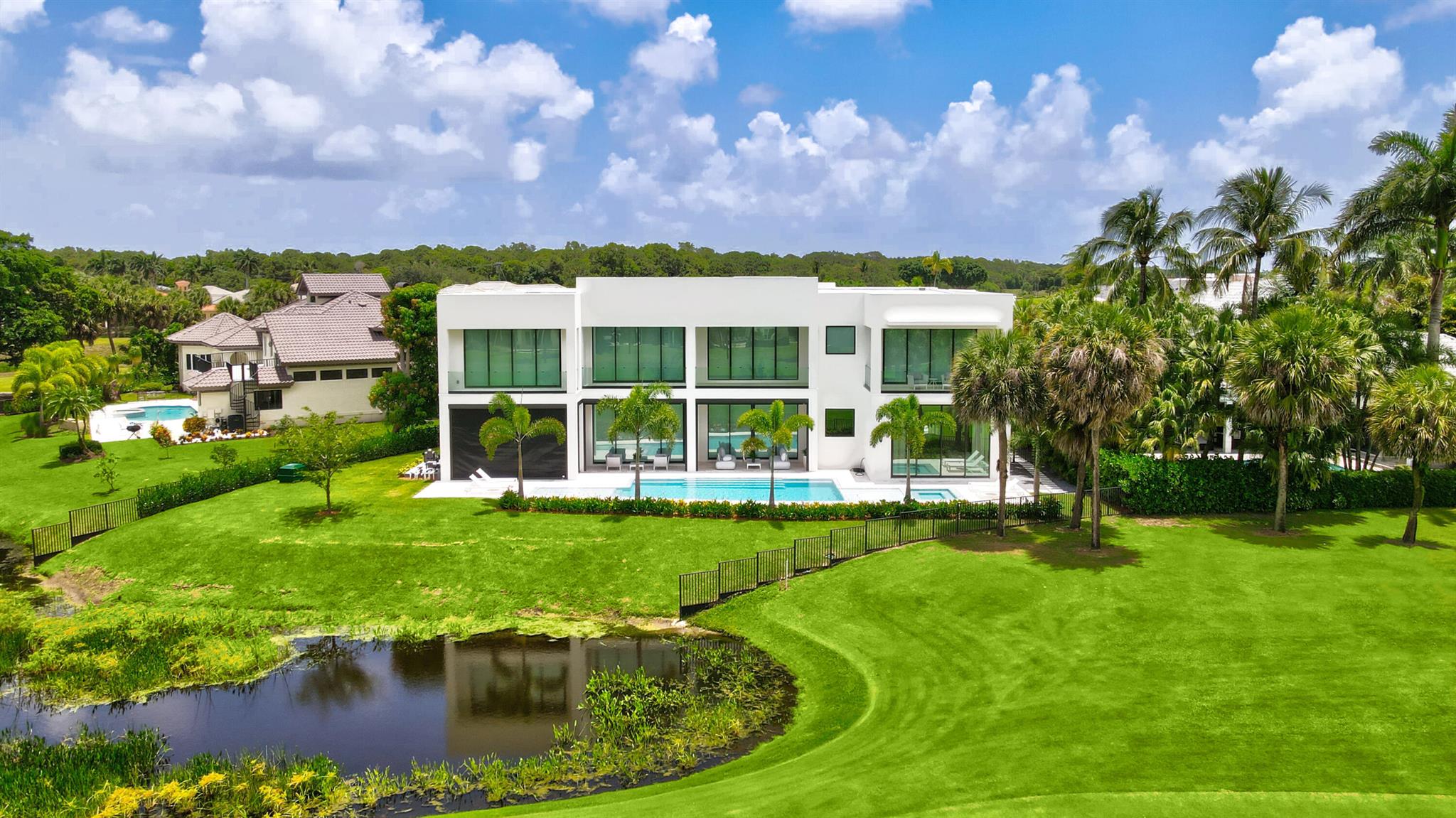 ST ANDREWS COUNTRY CLUB - Residential