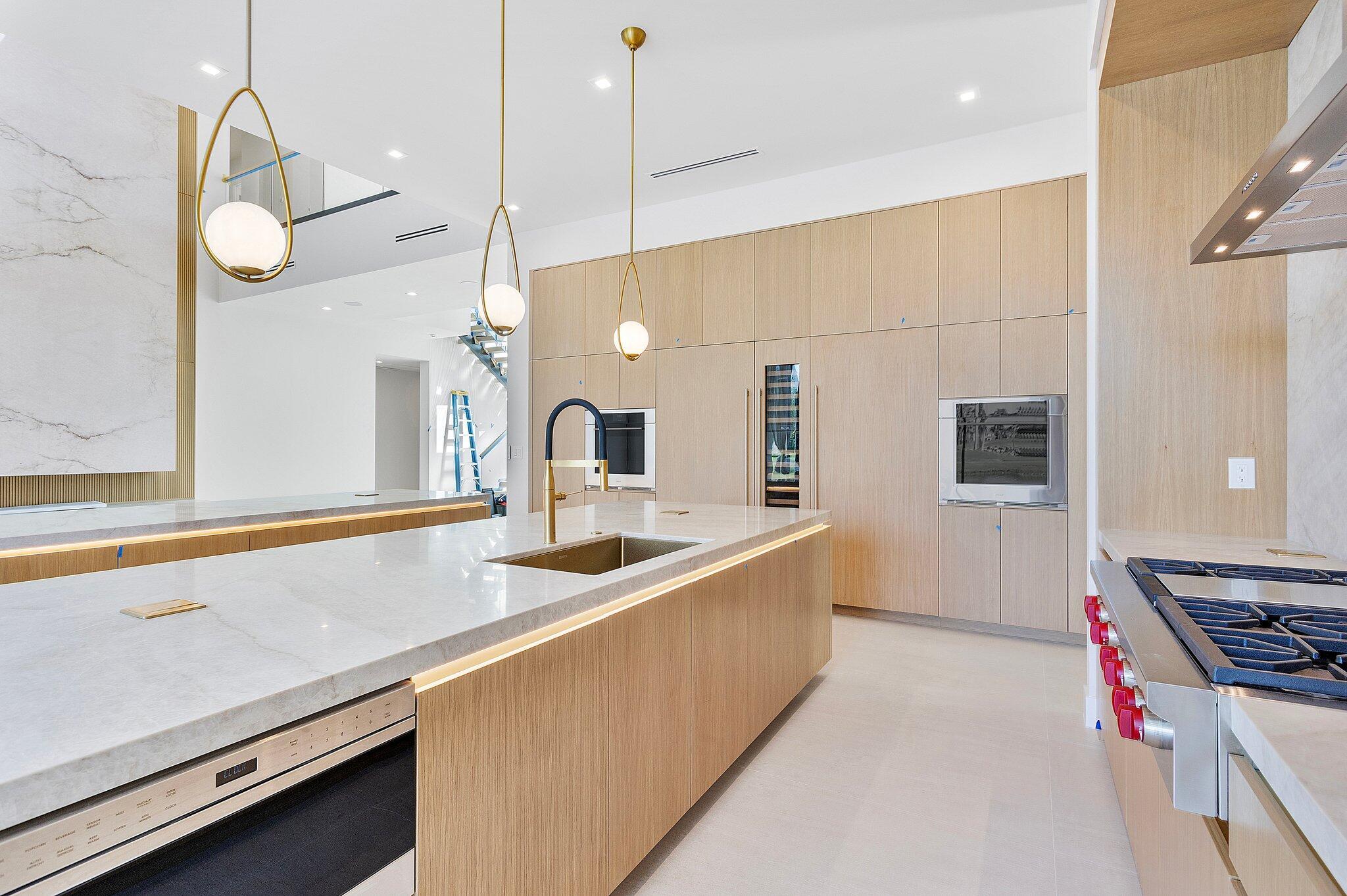 ST ANDREWS COUNTRY CLUB - Residential