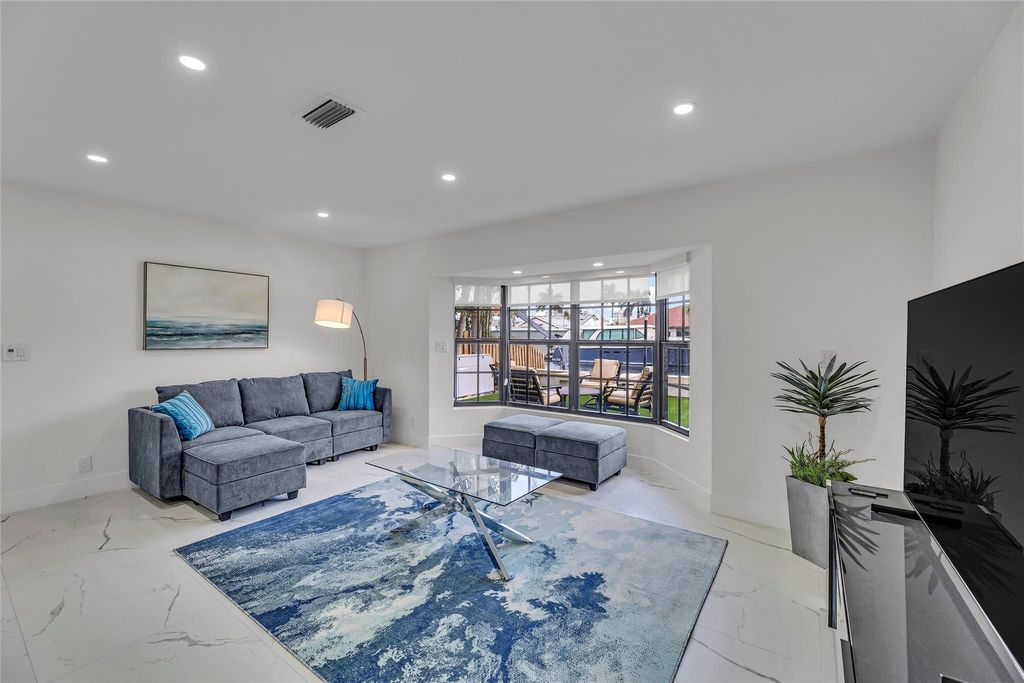 Photo of 616 3rd Key Drive, Fort Lauderdale, FL 33304 (MLS # F10552624)