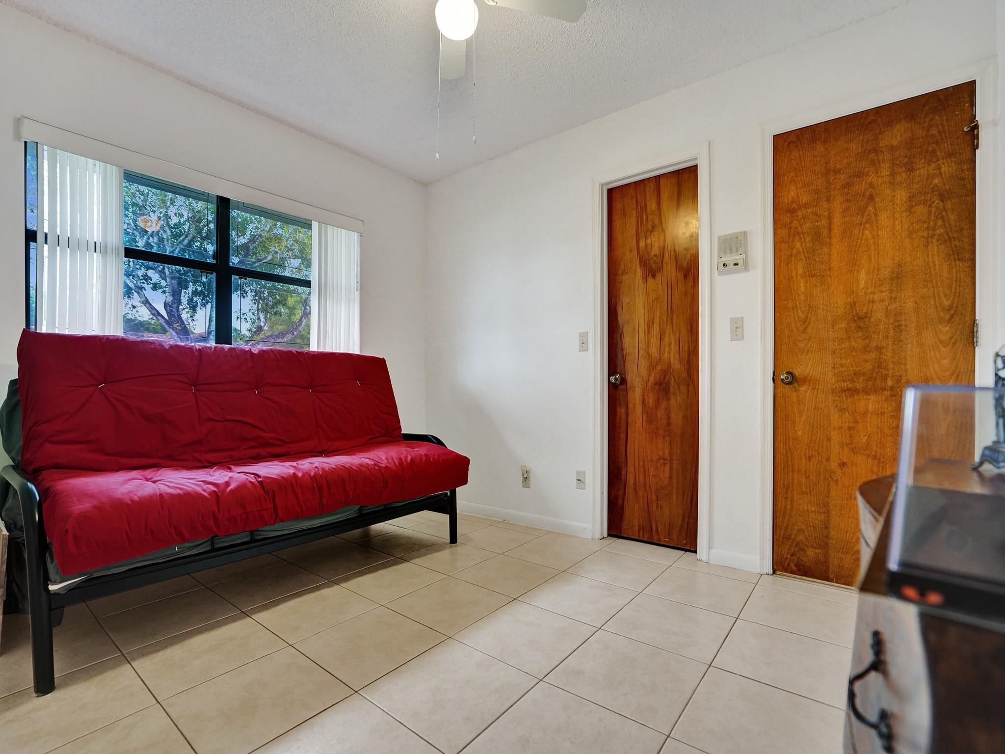 CYPRESS RUN - Residential