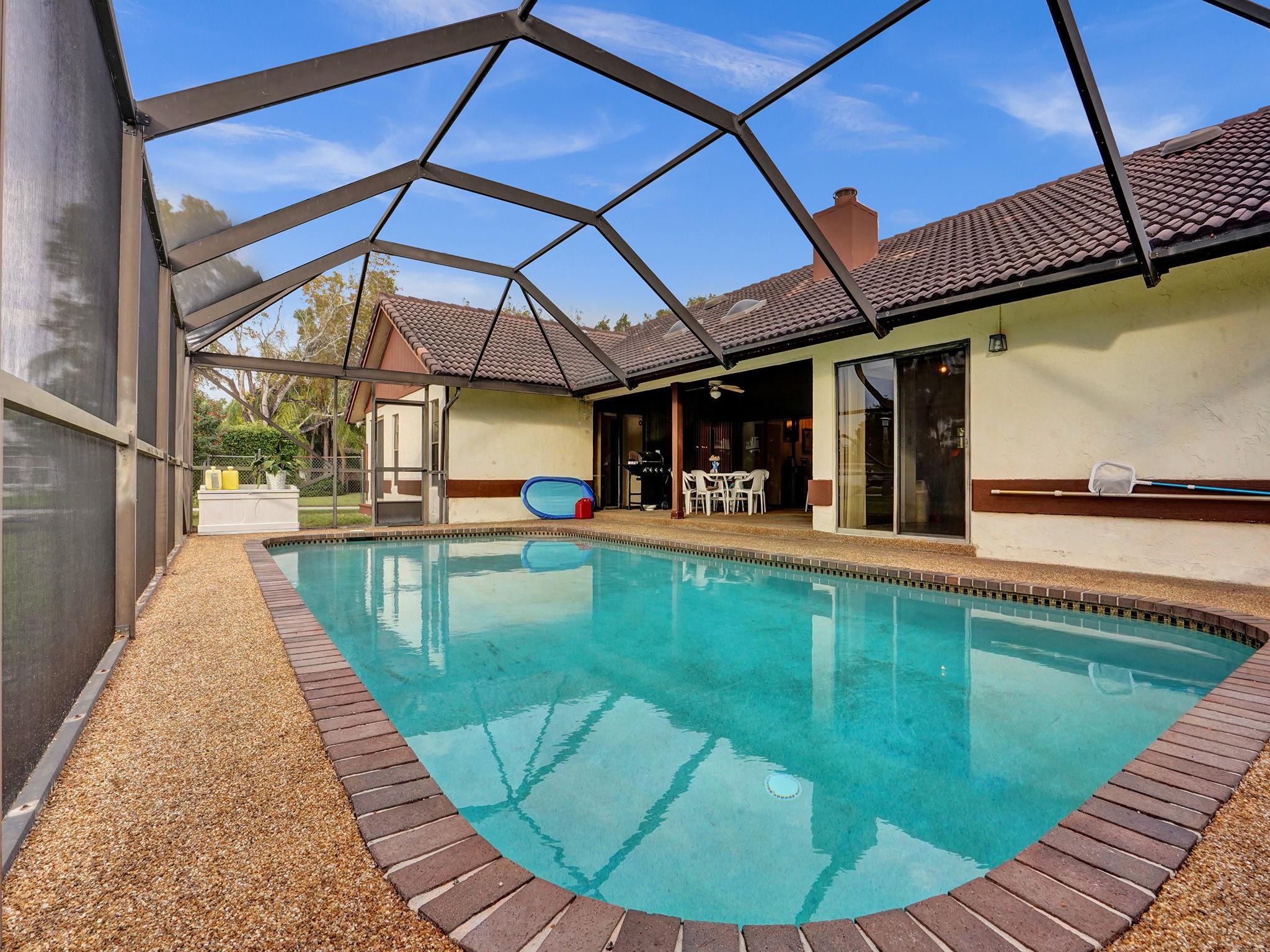 CYPRESS RUN - Residential