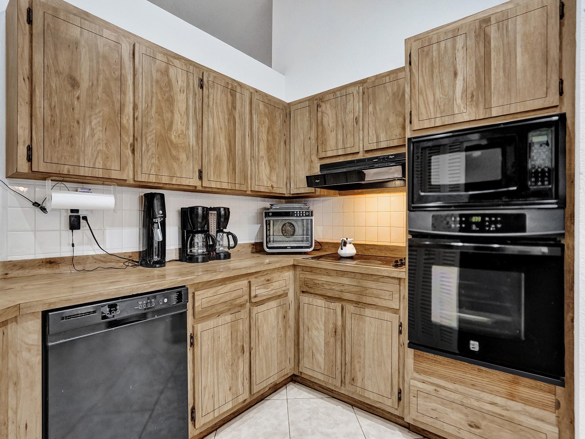 CYPRESS RUN - Residential