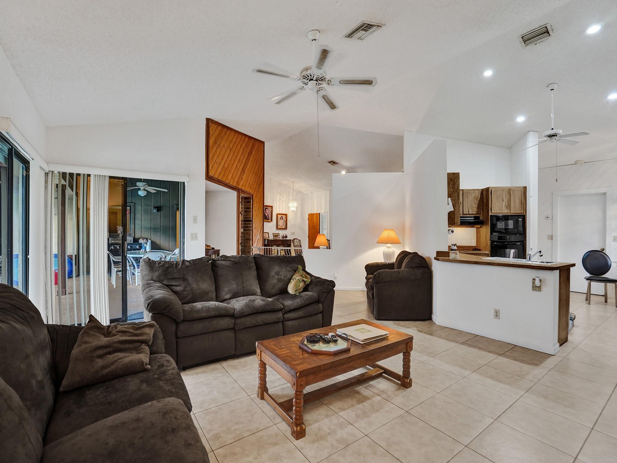 CYPRESS RUN - Residential