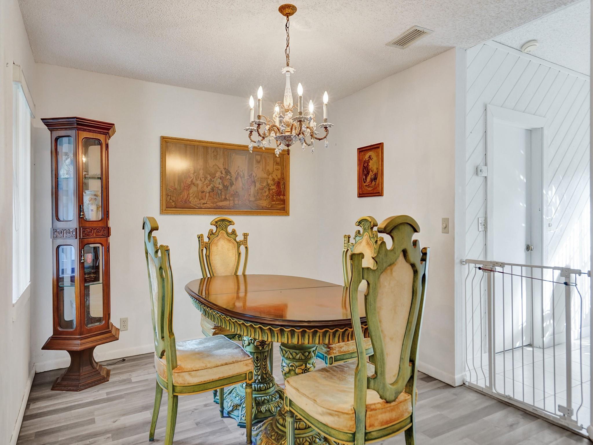 CYPRESS RUN - Residential