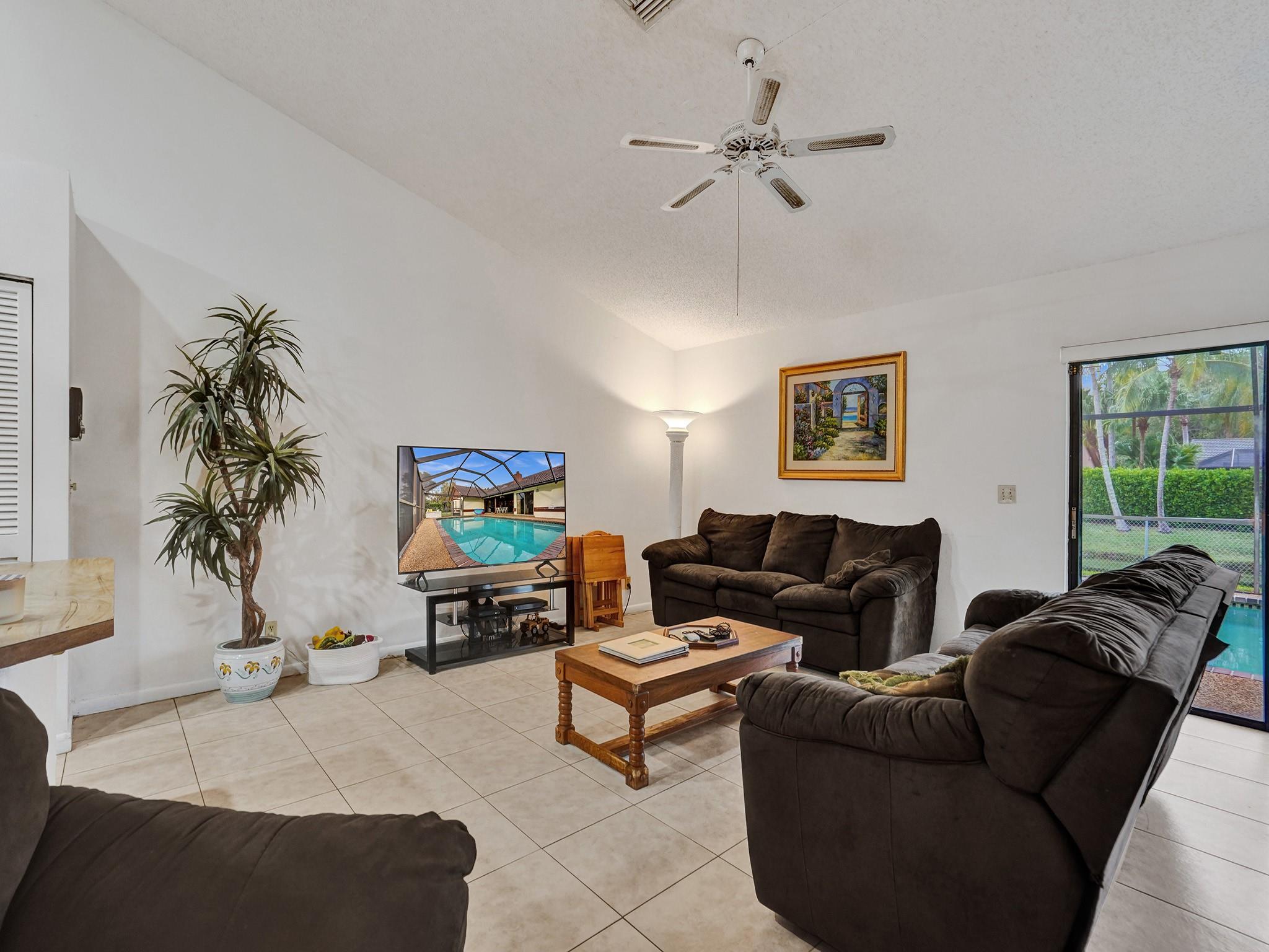 CYPRESS RUN - Residential