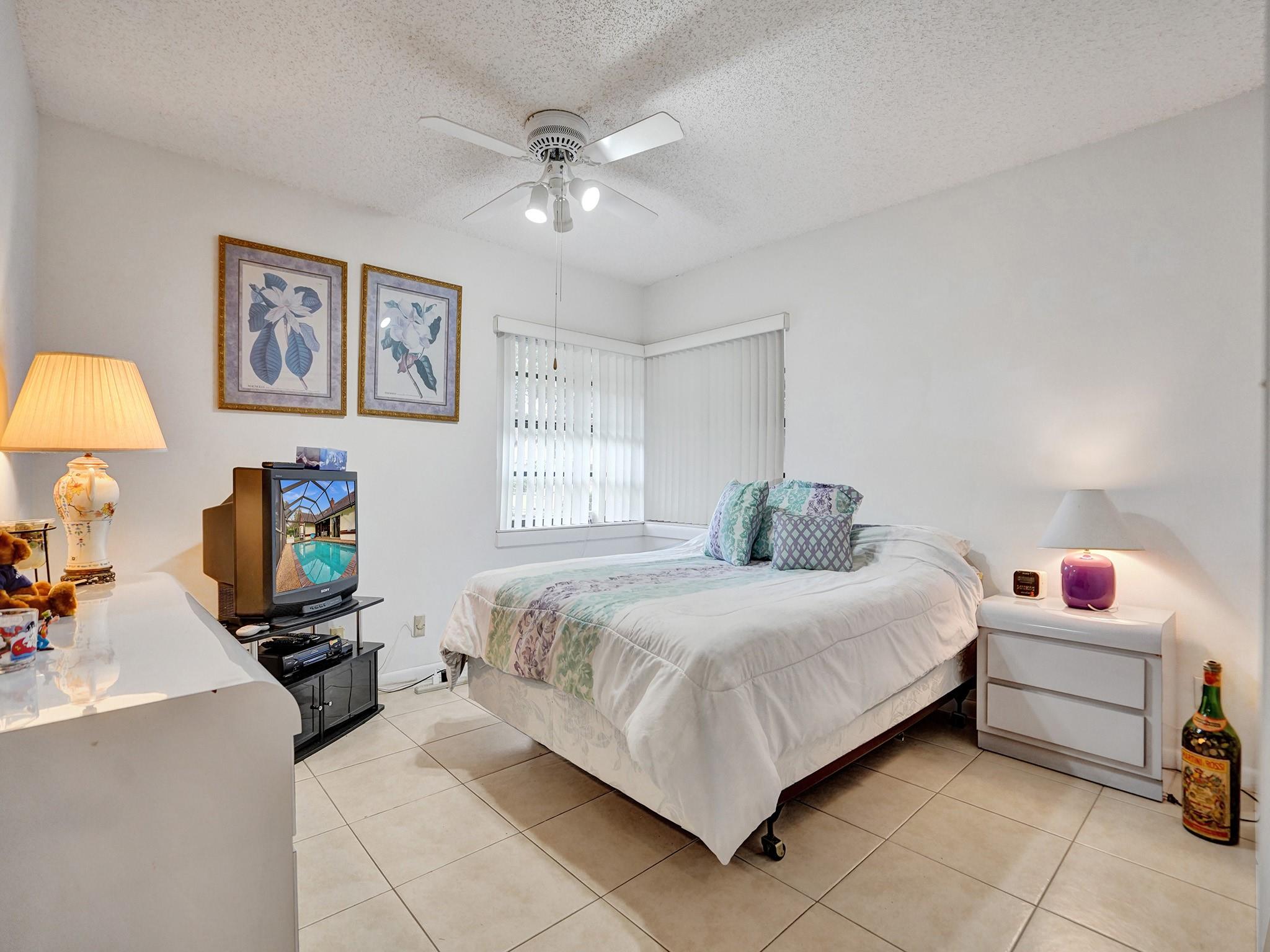 CYPRESS RUN - Residential