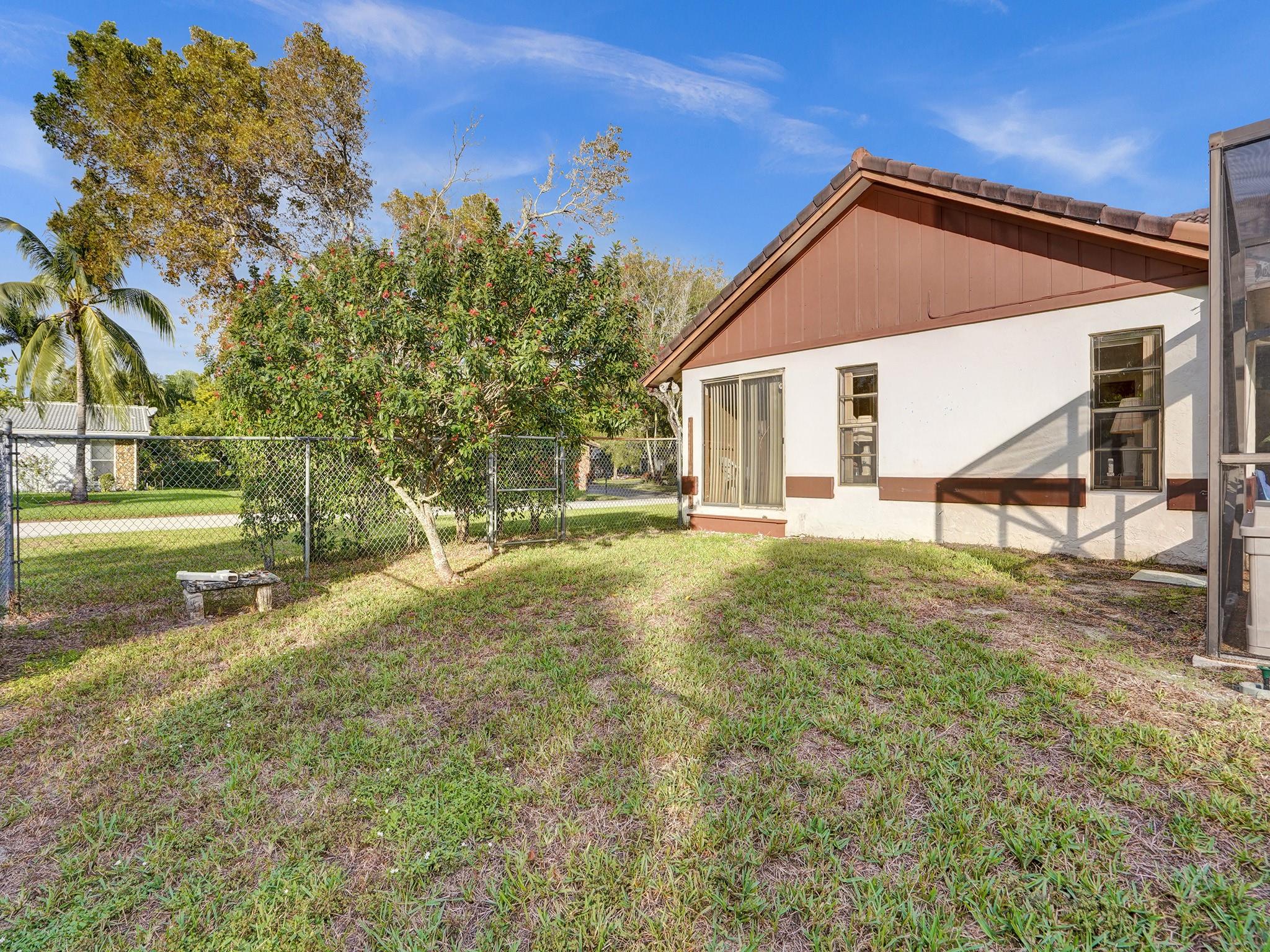 CYPRESS RUN - Residential