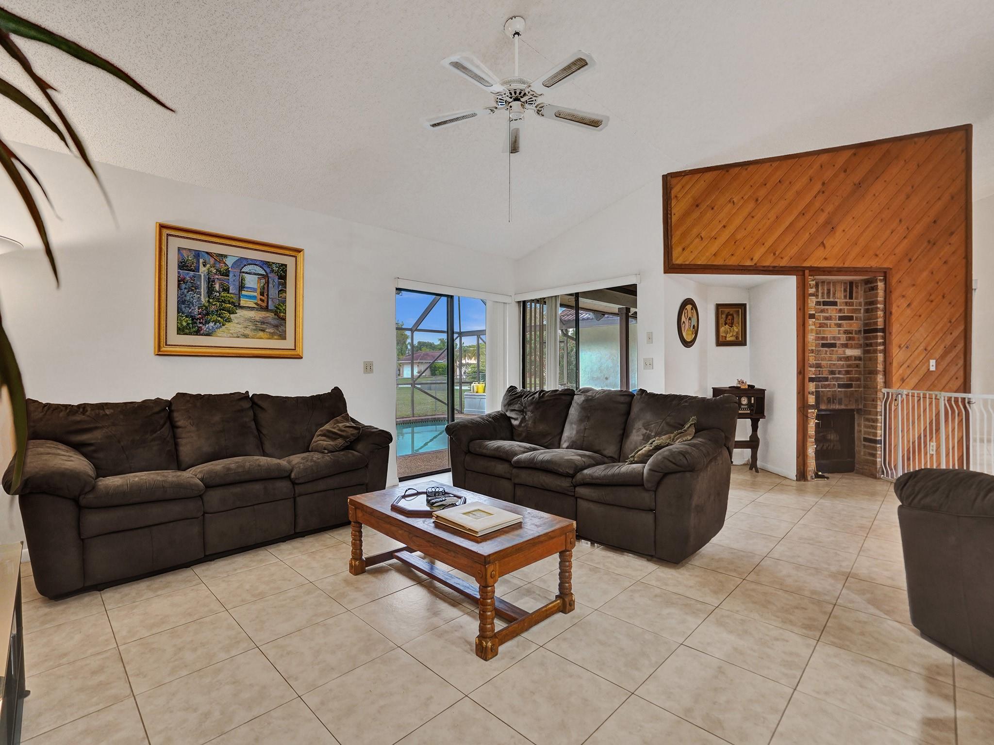 CYPRESS RUN - Residential