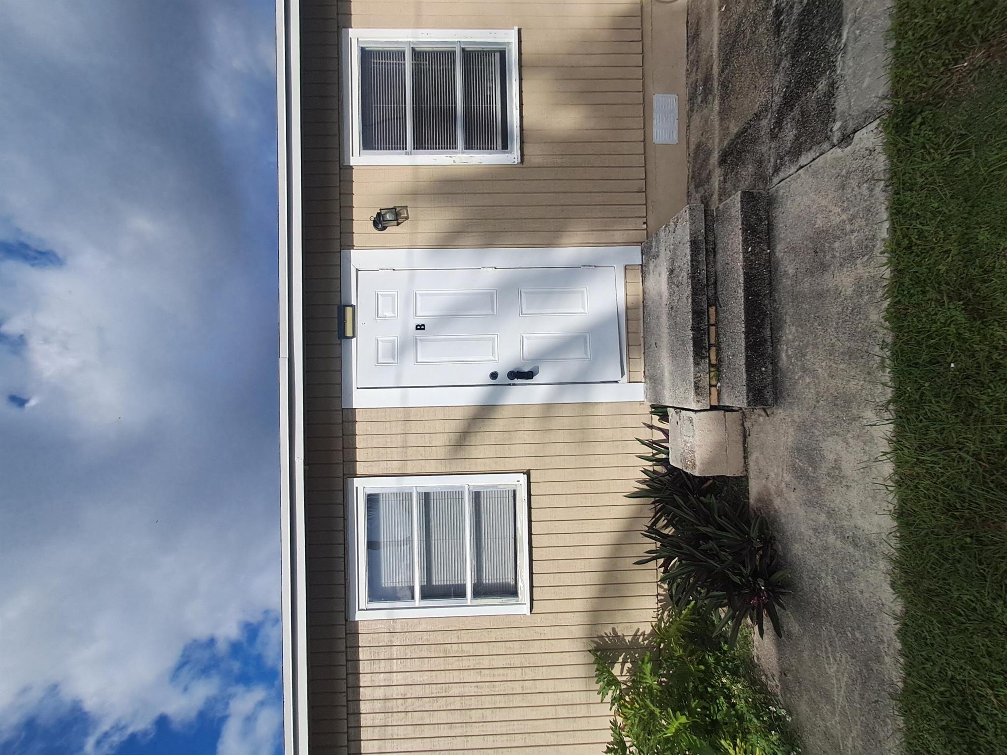 BUNKER HILL ADD TO WPB - Residential Lease