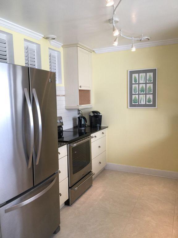 LINCOLNWOOD VILLAGE - Residential Lease