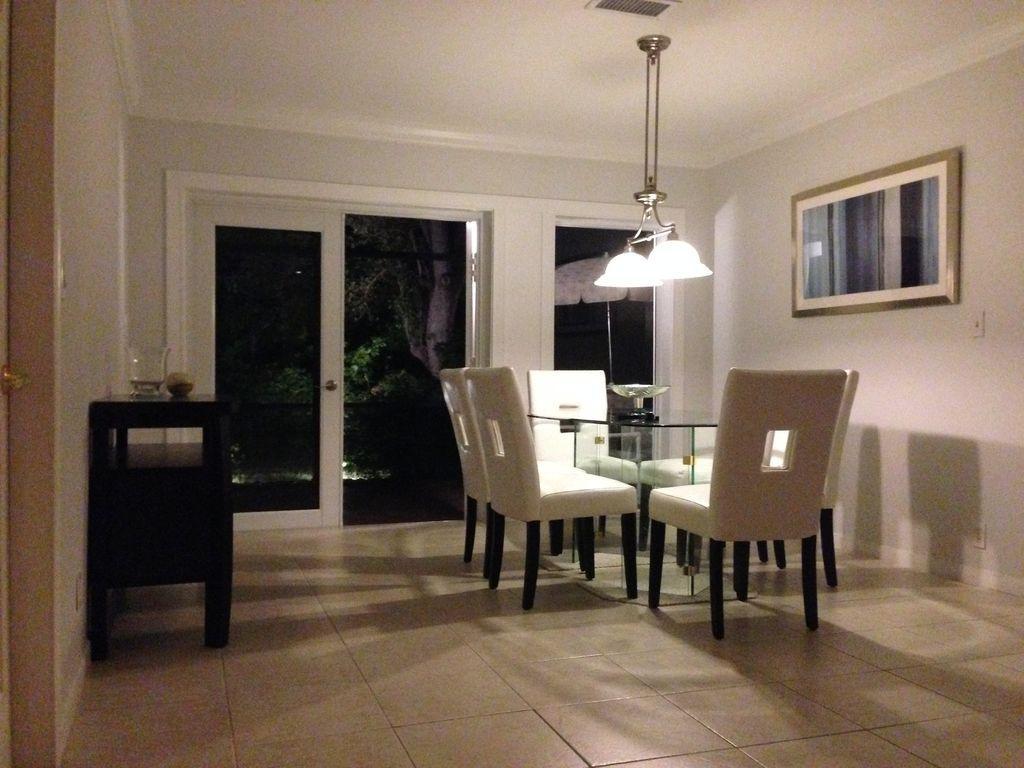 LINCOLNWOOD VILLAGE - Residential Lease