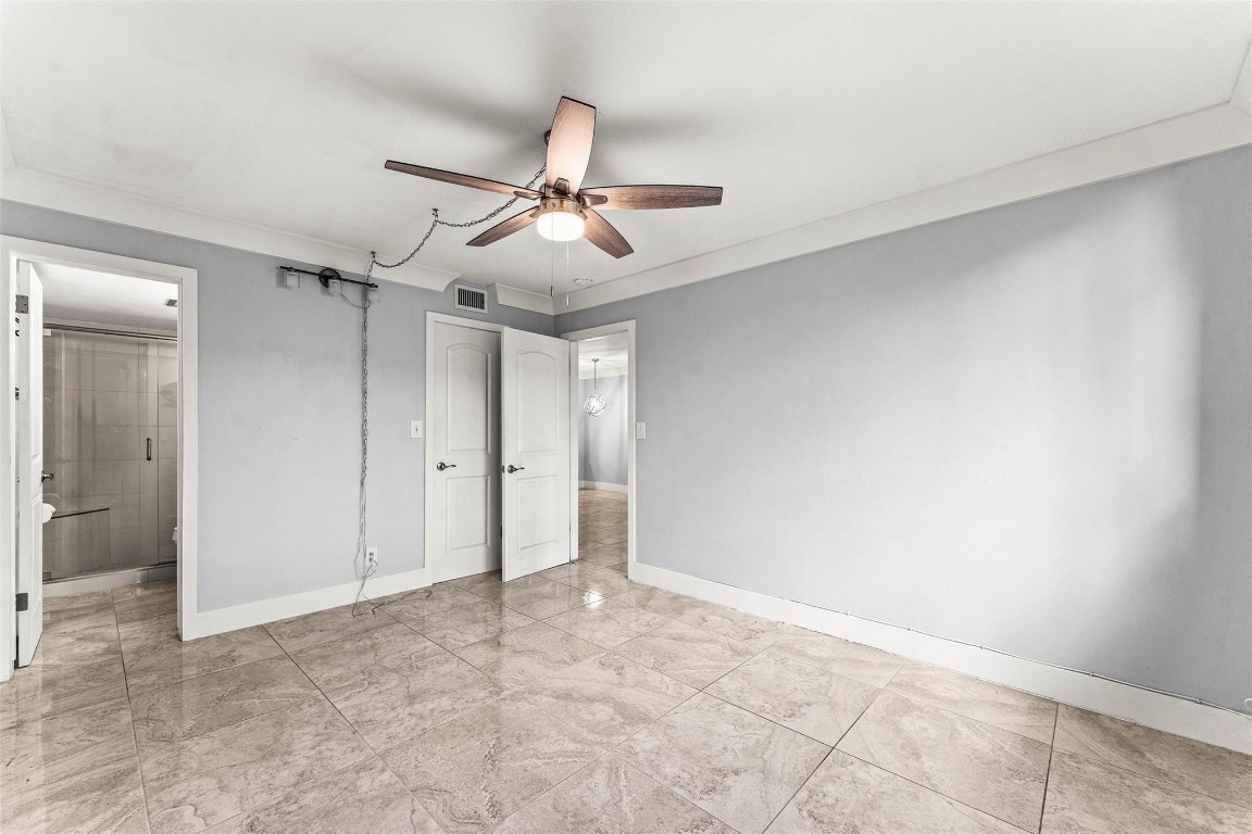 LIGHTHOUSE POINT PLAZA CO - Residential Lease