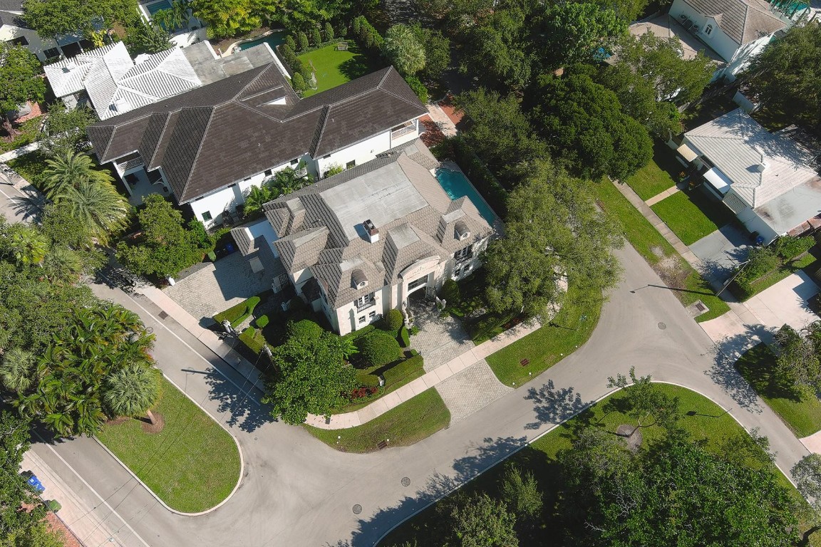 RIO VISTA ISLES - Residential