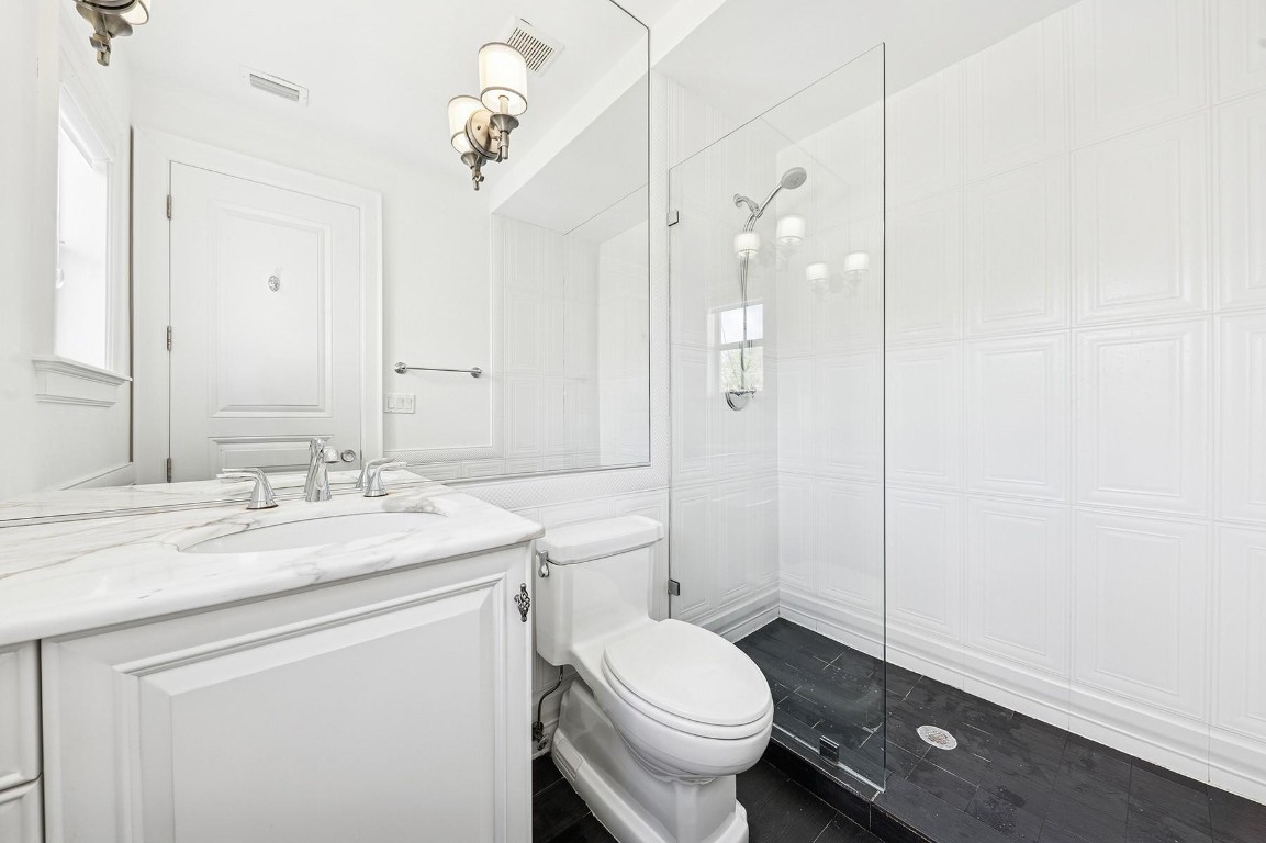 RIO VISTA ISLES - Residential