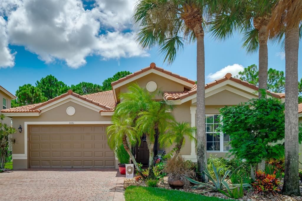 Photo of 3081 SW Porpoise Circle Cir, Stuart, FL 34997 (MLS # R10825960)