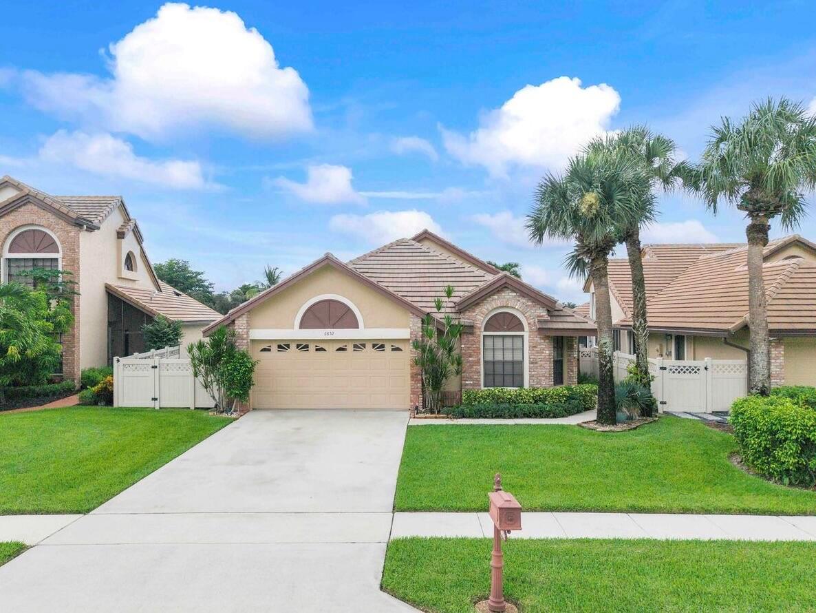 Spaciously Remodeled 3/2.5 with stunning Golf Course/Lake Views in Highly sought after Aberdeen Golf & Country Club. The property includes new AC new HWH, New Kitchen, Split floor plan, Tile & Wood Flooring, High smooth ceilings, updated bathrooms & fresh paint Aberdeen Golf & Country Club is an equity membership community in Central Boynton Beach. The community offers luxurious amenities such as Golf, Tennis, Basketball,New Clubhouse, Resort Style Pools, Jacuzzi, Dining Options, BBqs, Social Events & On Site Property management