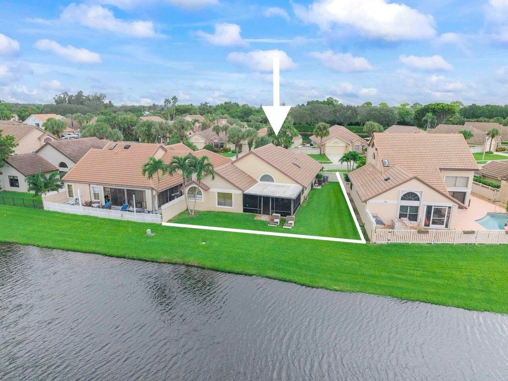 Photo of 6852 Bitterbush Place, Boynton Beach, FL 33472 (MLS # R11123629)