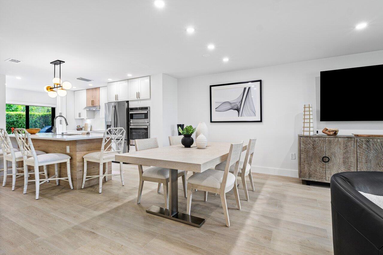 STRATFORD AT HUNTERS RUN CONDO - Residential