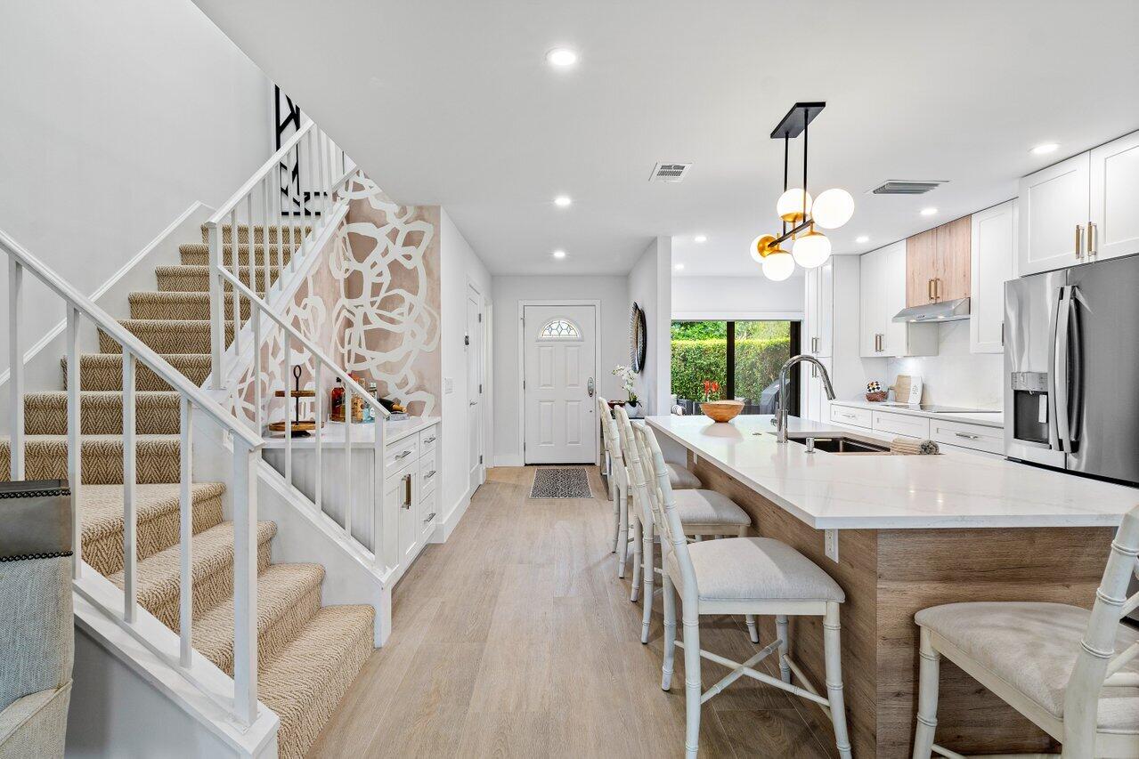 STRATFORD AT HUNTERS RUN CONDO - Residential