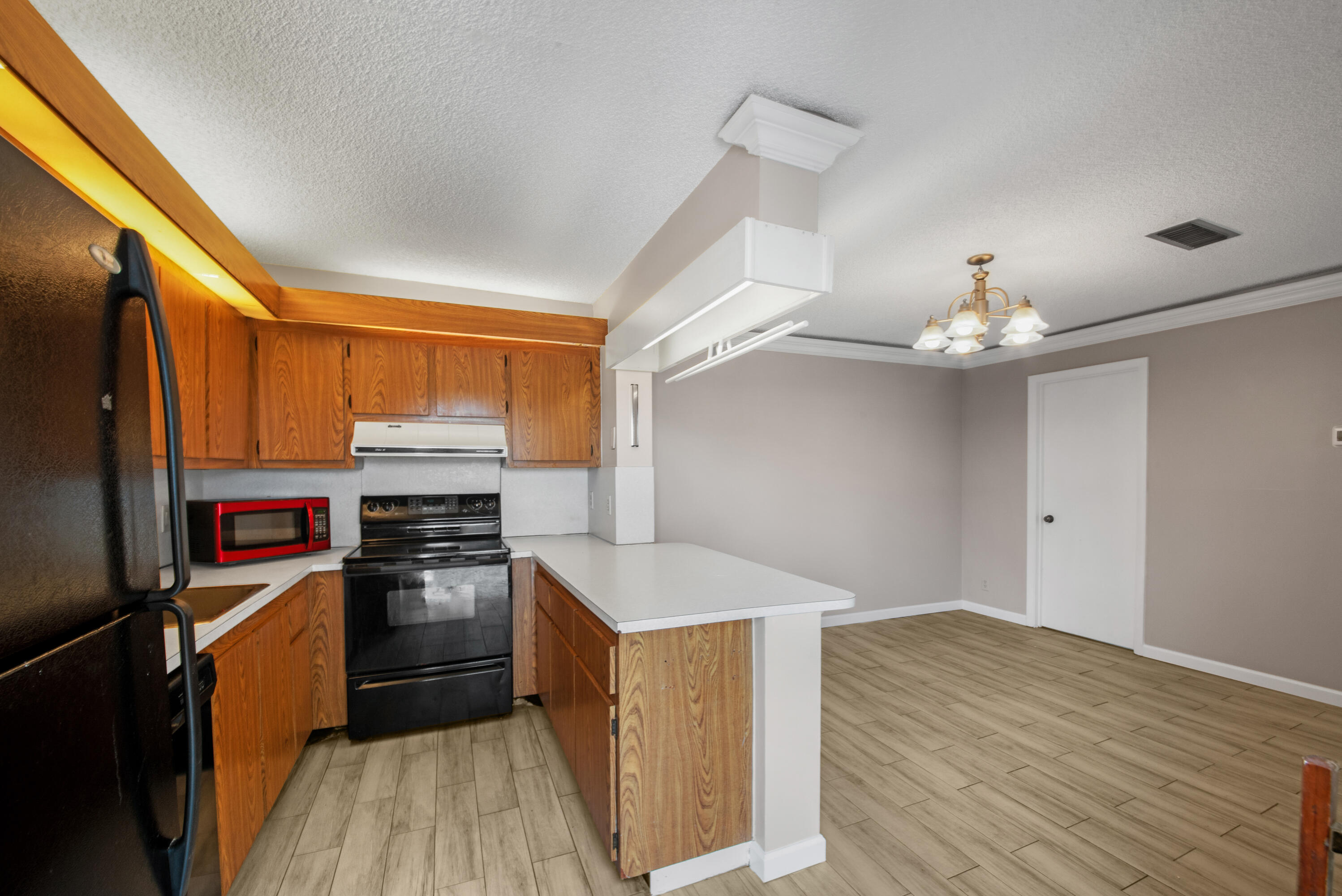 LAKEWOOD OF PALM SPRINGS - Residential Lease